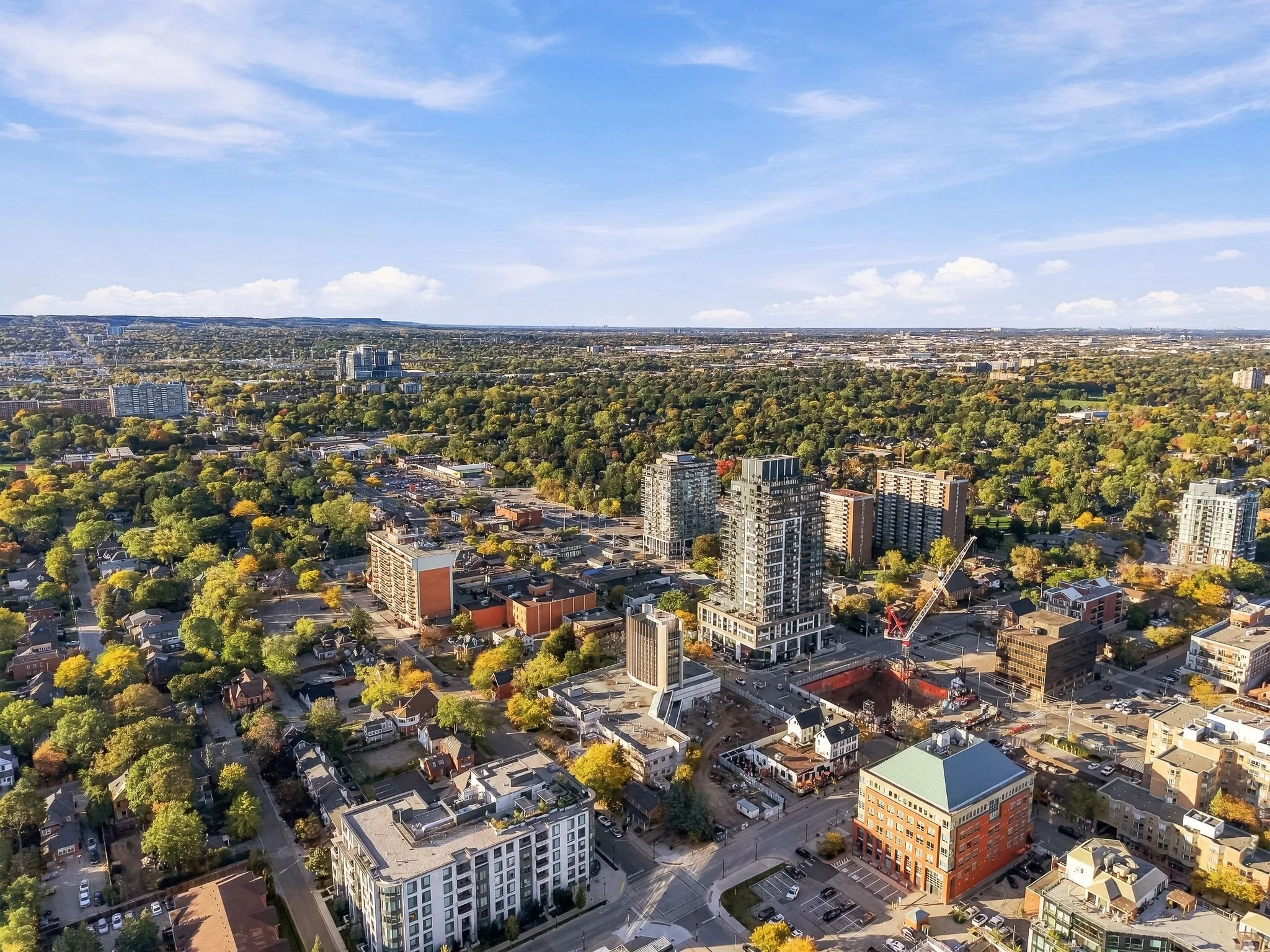1354AlmonteDrBurlington-ReidMediaAgency-067.jpg