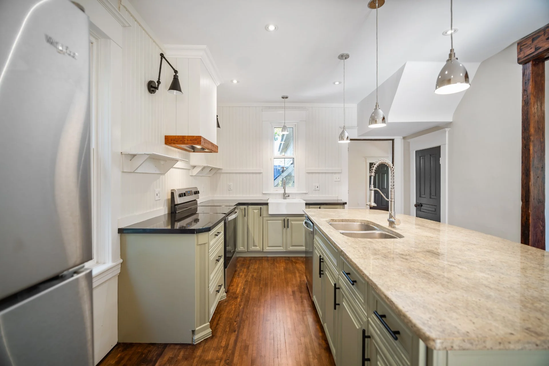 13517 First Line Nassagaweya (2).jpg