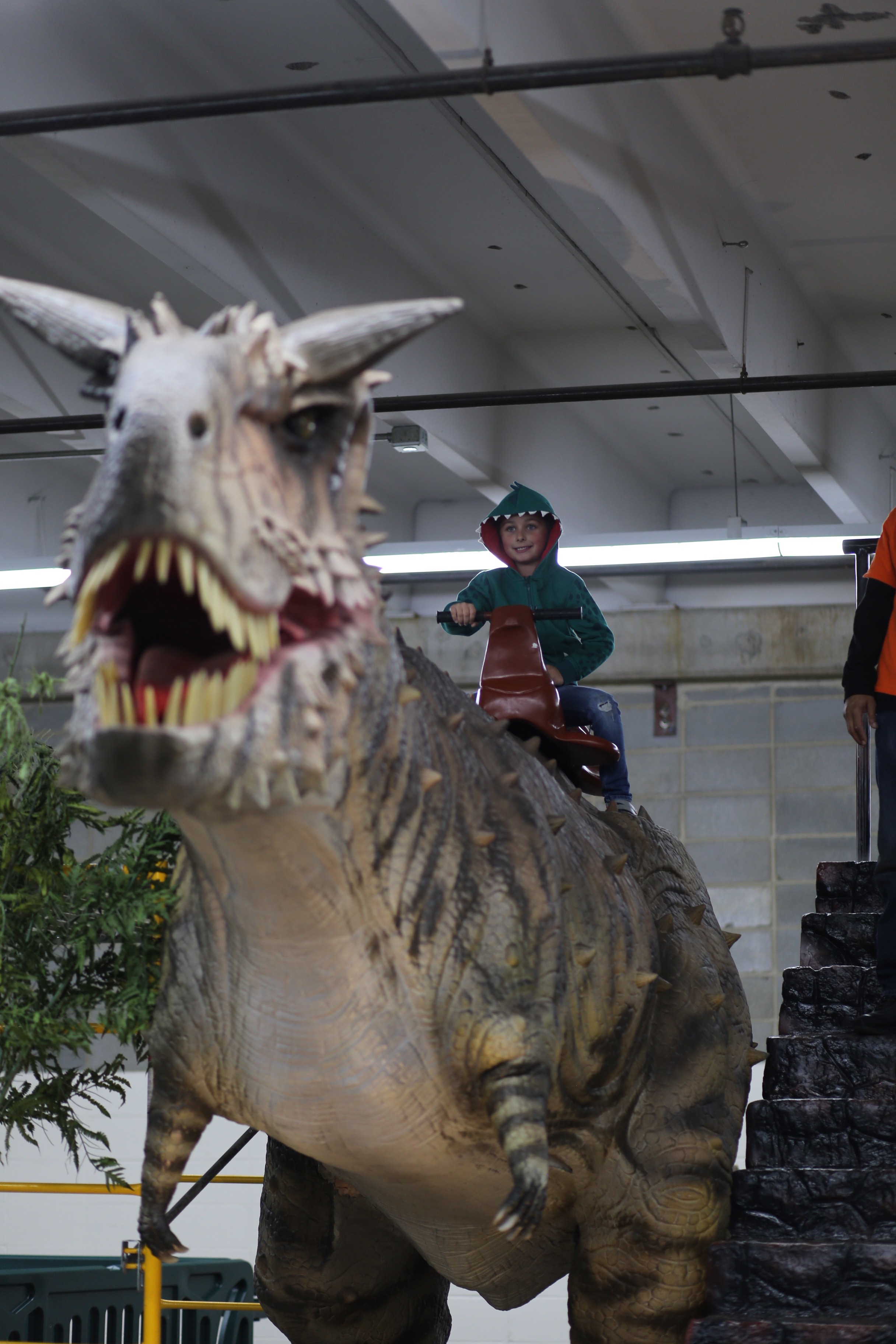 Jurassic Quest- Riding a HUGE dinosaur