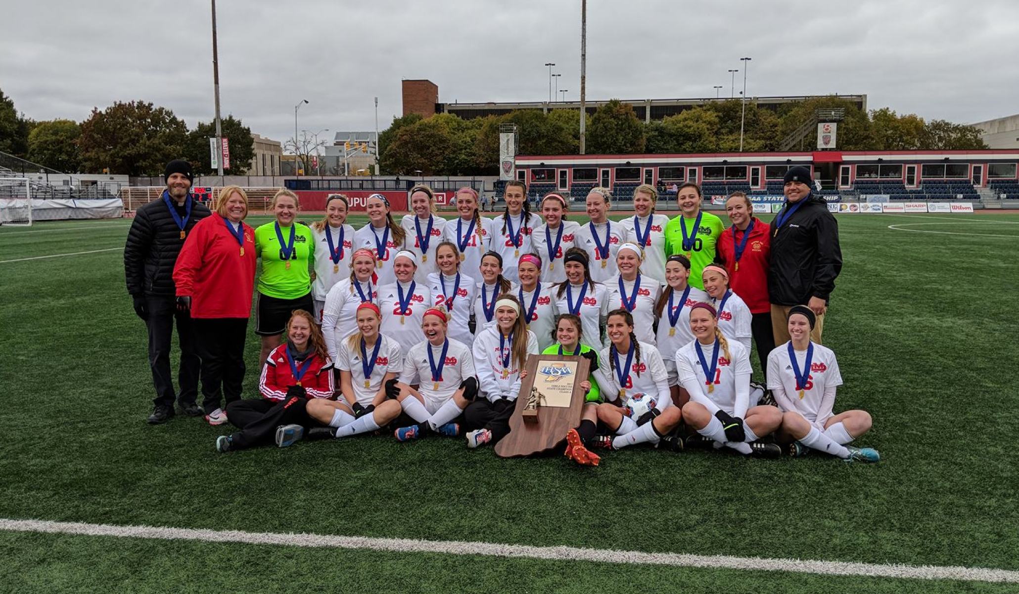 Mater-Dei-Girls-Champs.png