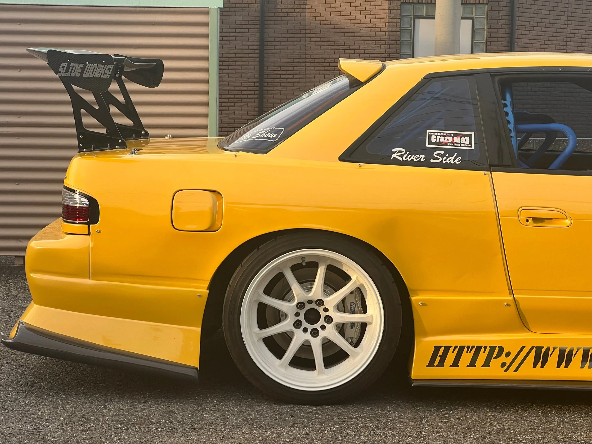 C48C7FFD-316B-4560-993B-EEC03C9E6C2A