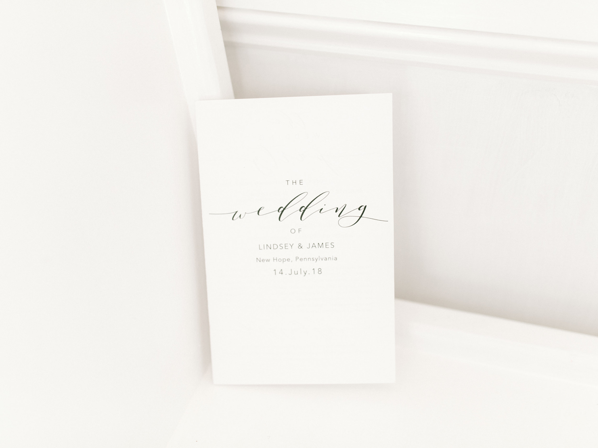 Simple in black and white, we love this minimal look for a wedding program for a modern wedding.