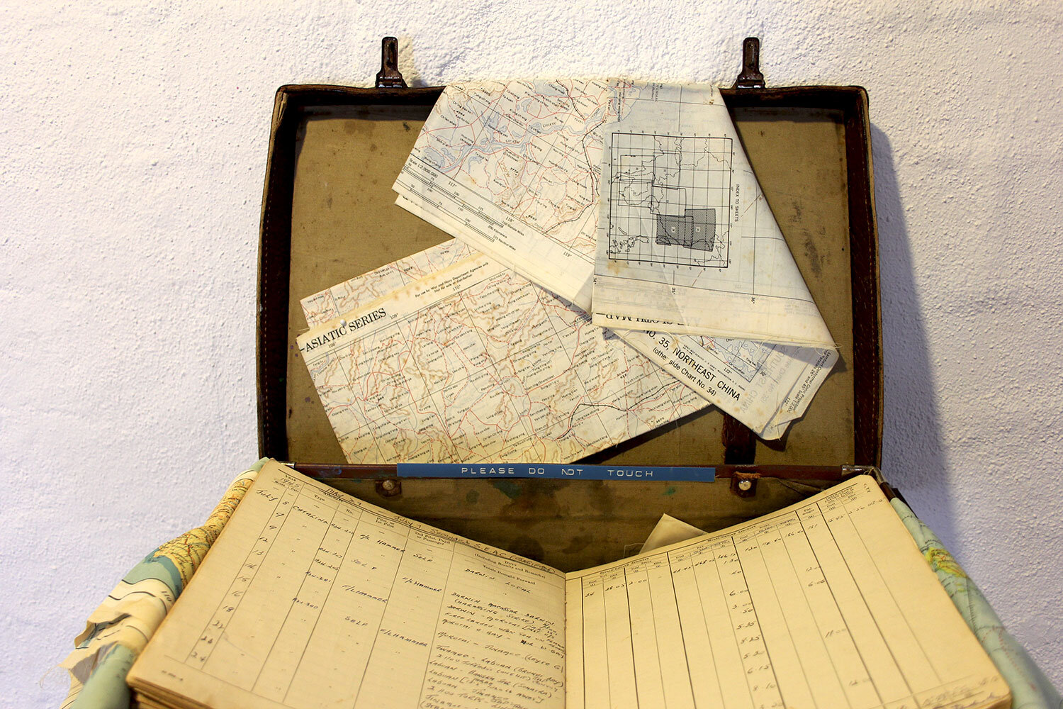 Bruce White's logbook &amp; silk maps