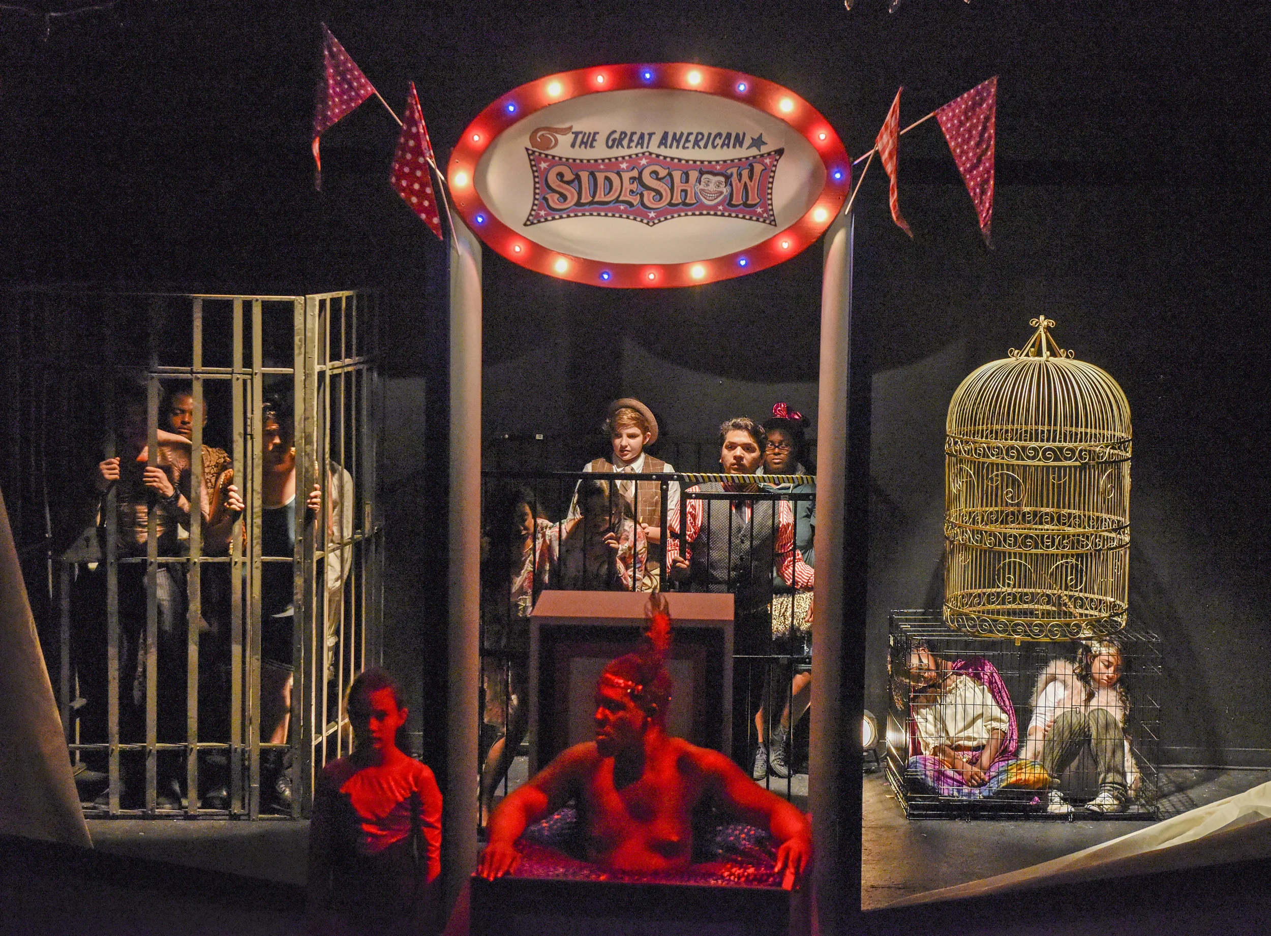 Sideshow_418.jpg