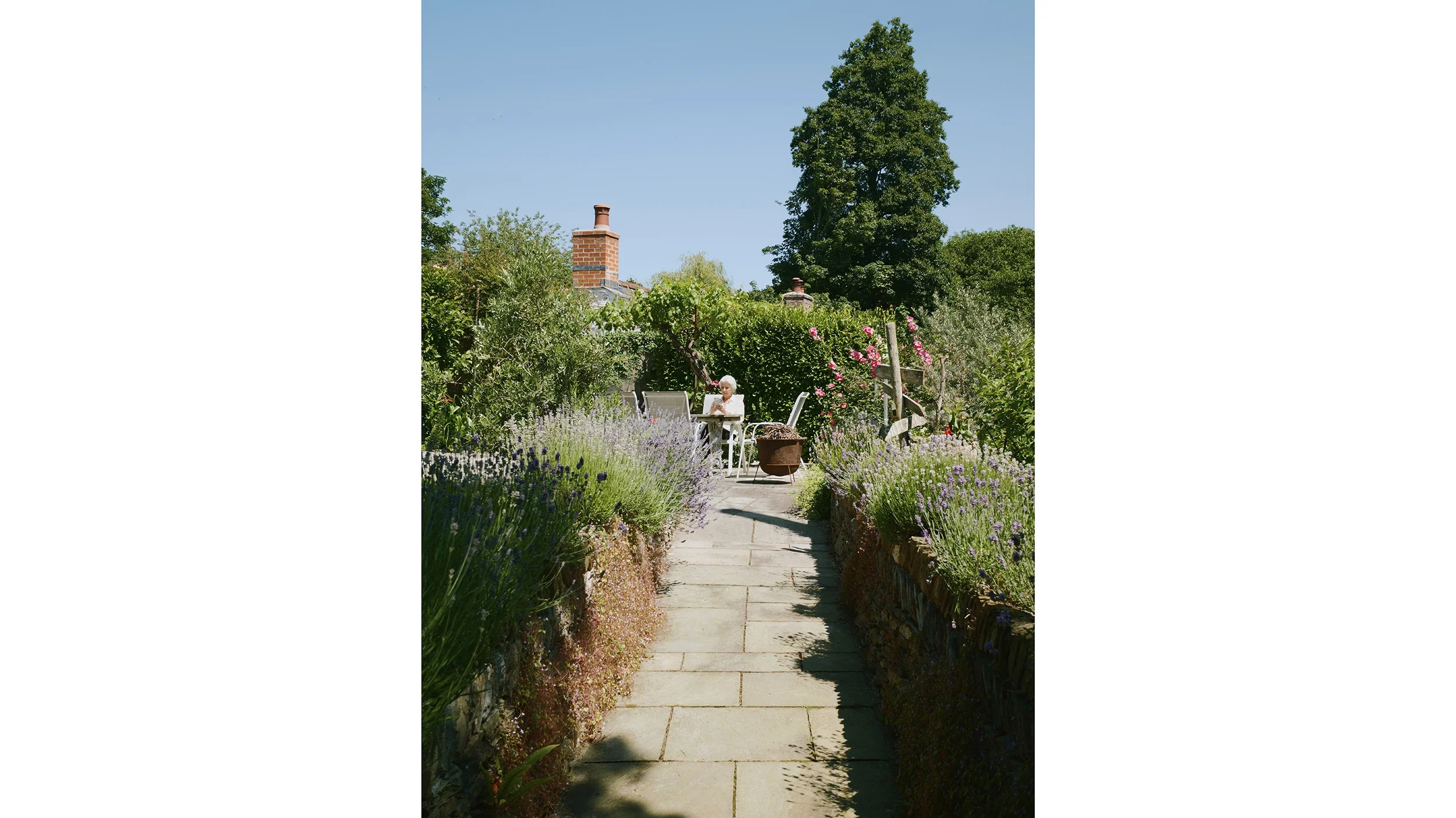bridge-cottage-garden-house-landscape-architecture-residential-cornwall-UK-bridle-22.webp