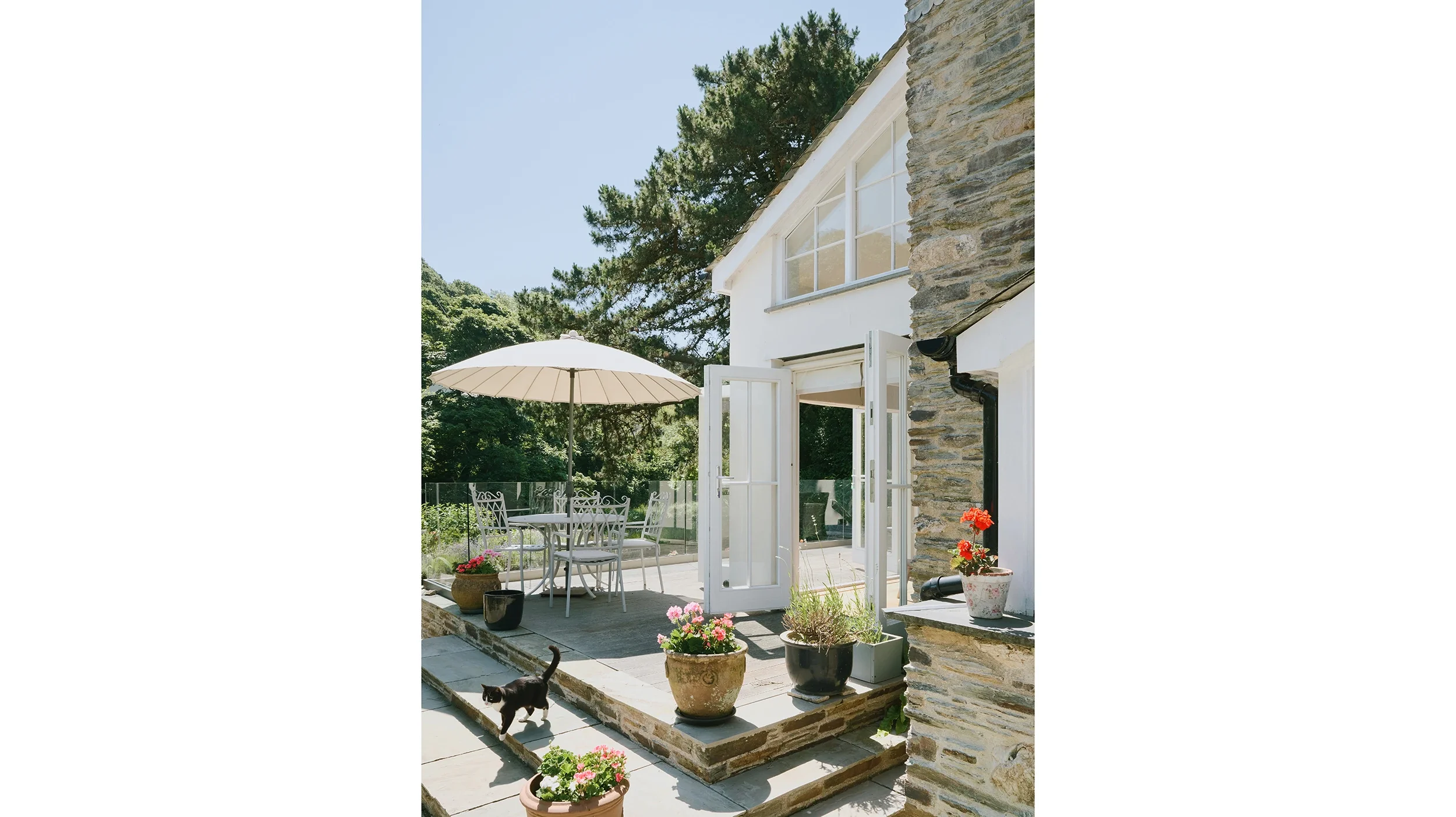 bridge-cottage-garden-house-landscape-architecture-residential-cornwall-UK-bridle-24.webp