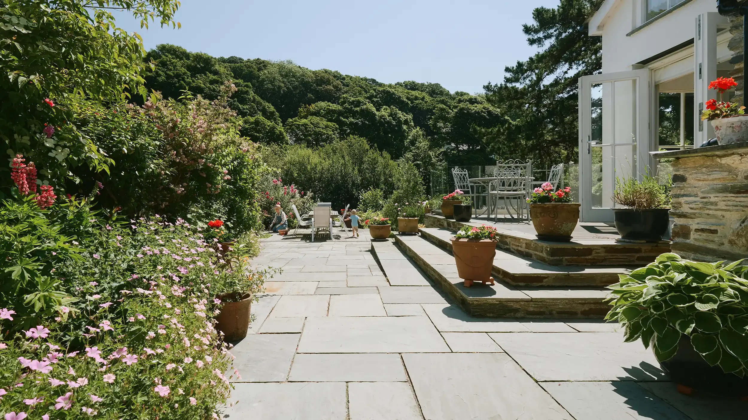 bridge-cottage-garden-house-landscape-architecture-residential-cornwall-UK-bridle-26.webp