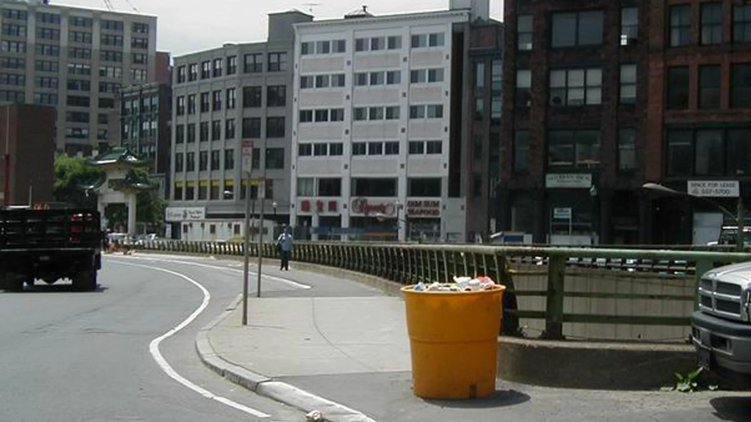 chinatown-park-landscape-architecture-rose-kennedy-greenway-boston-bridle-1.webp