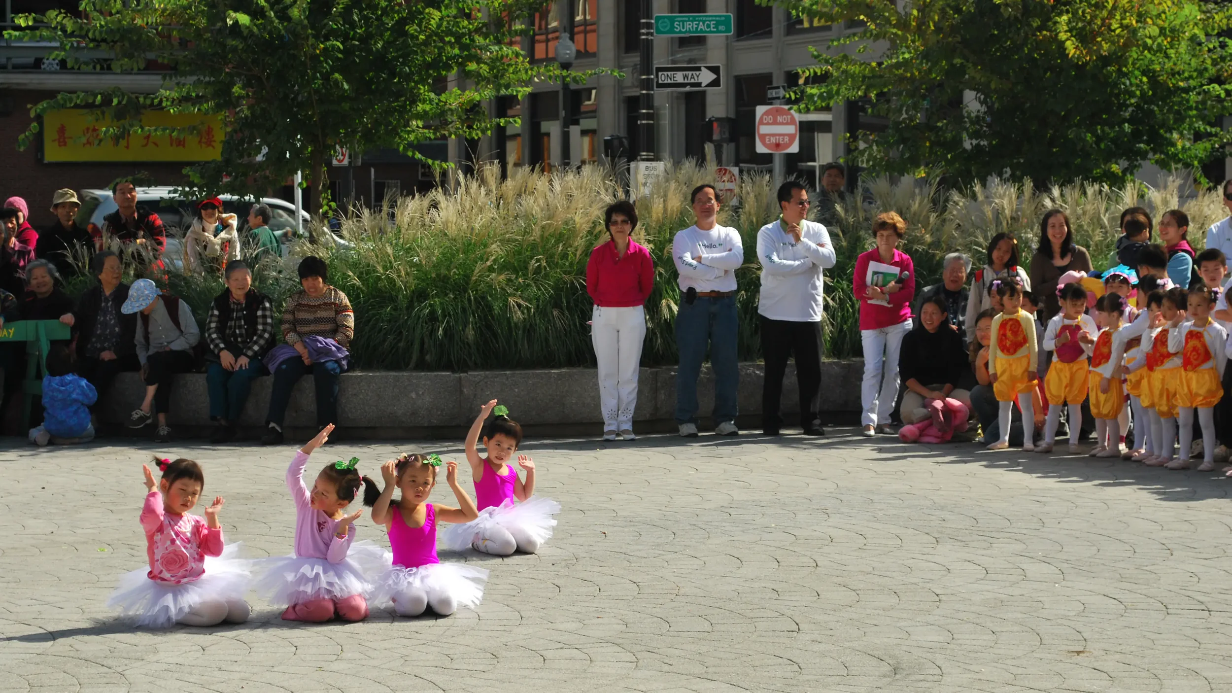 chinatown-park-landscape-architecture-rose-kennedy-greenway-boston-bridle-6.webp