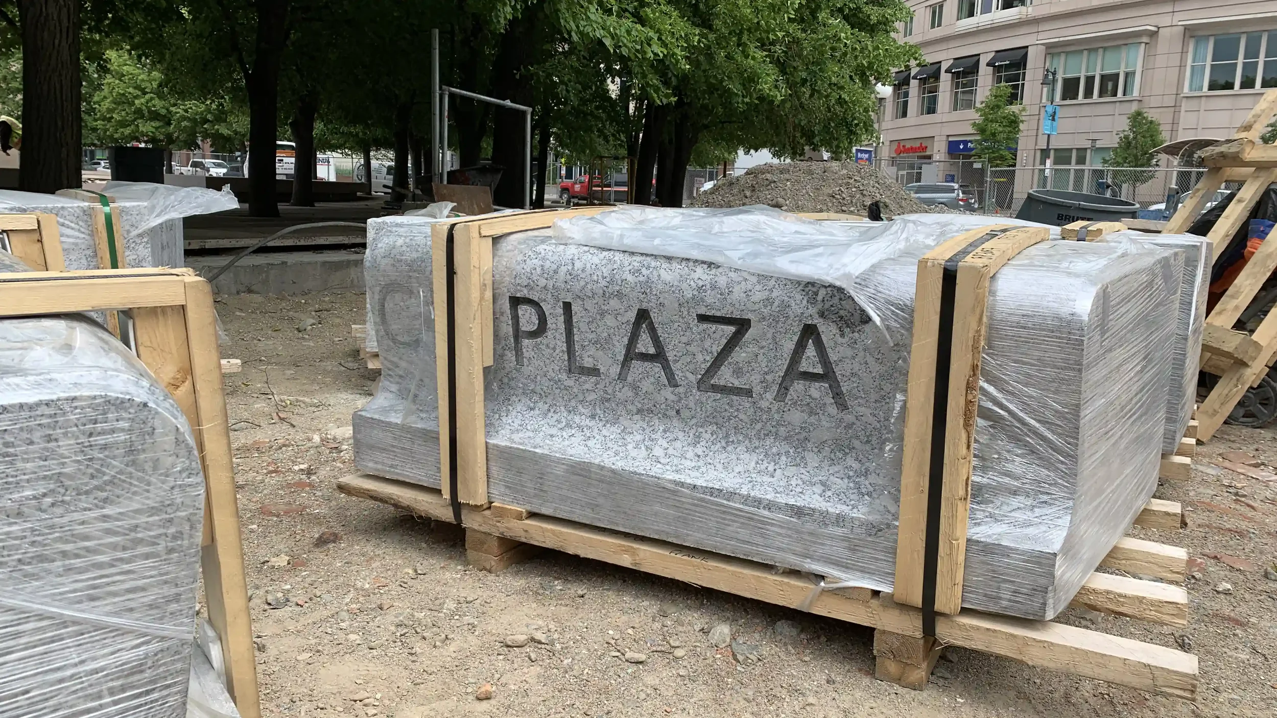 beach-furniture-design-landscape-architecture-urban-design-christian-science-plaza-bridle-11.webp