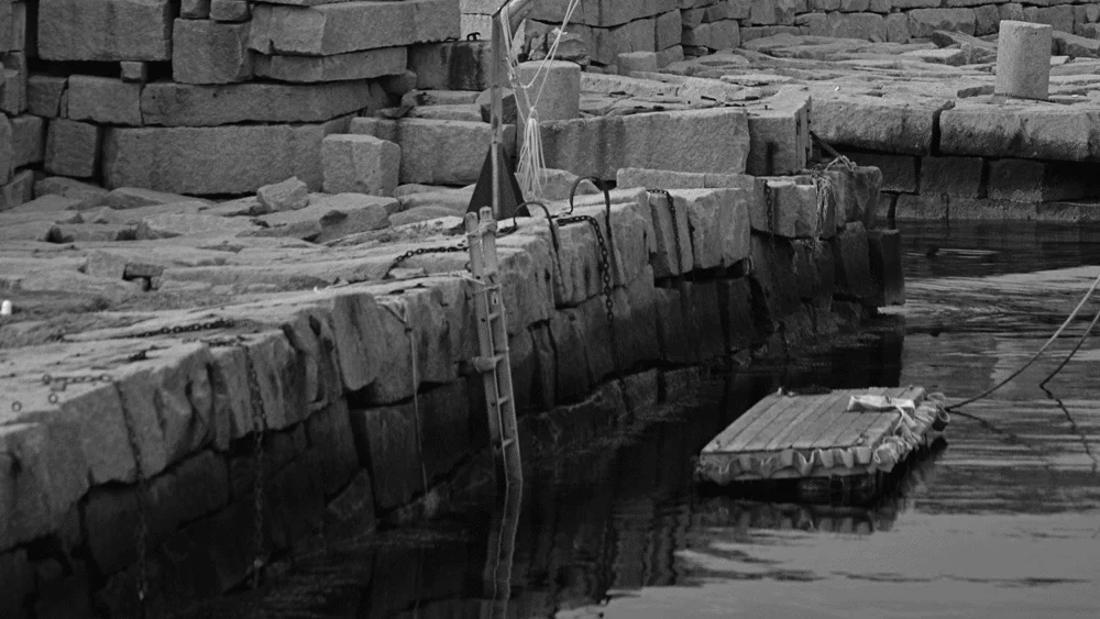 sea-wall-waterfall-water-feature-landscape-architecture-park-boston-bridle-9.webp