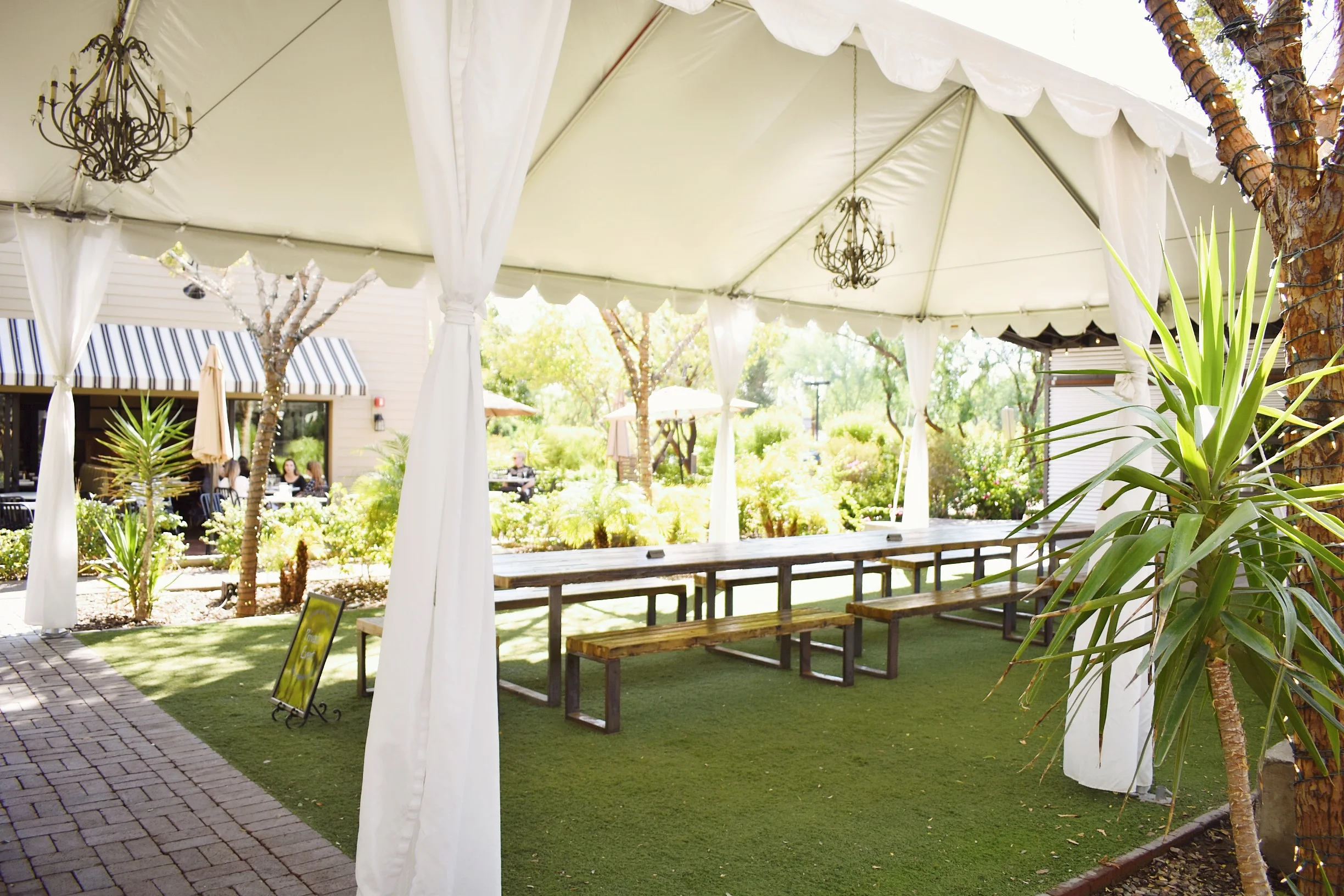 Favorite Phoenix Spots for a Bridal Shower