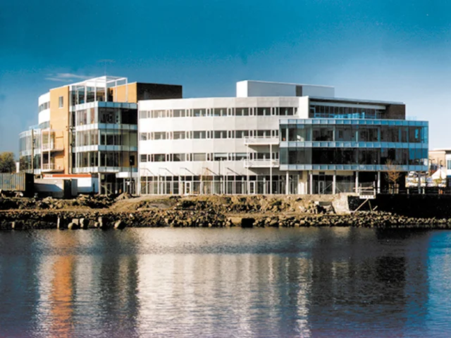deHoog&Kierulf_victoria_architect_TheArc2.jpg