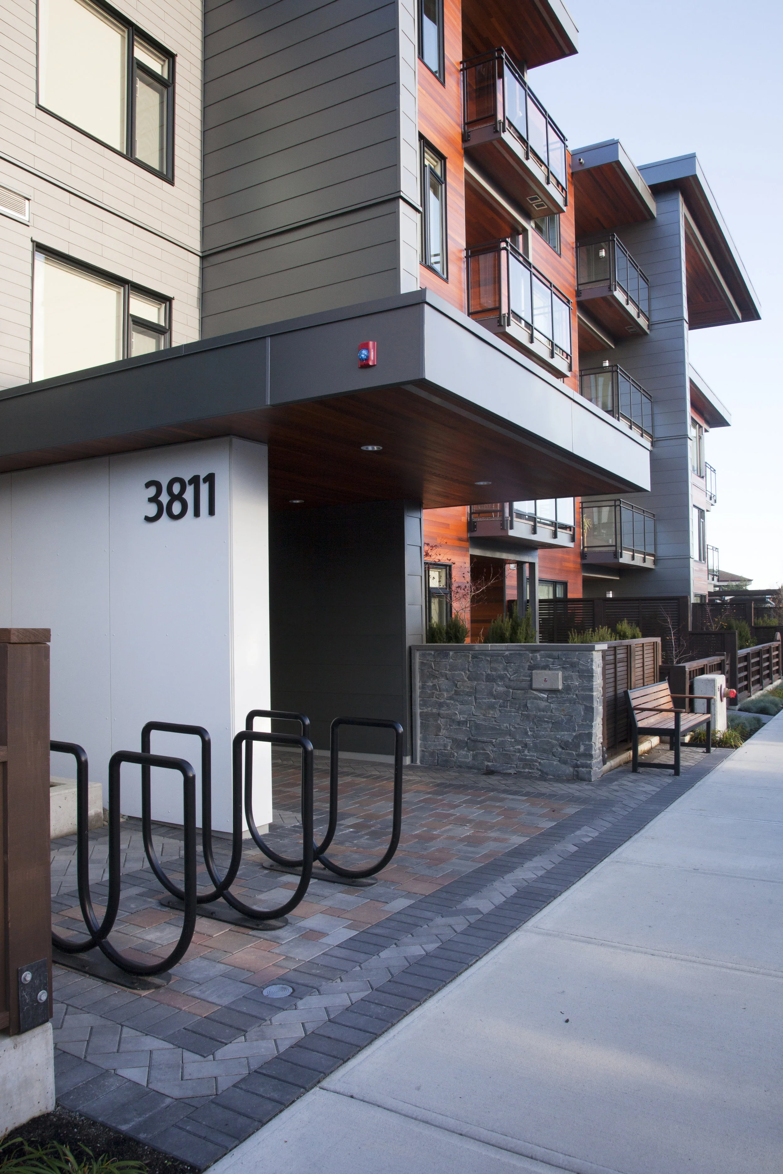 deHoog&Kierulf_victoria_architect_UptownPlace4.jpg