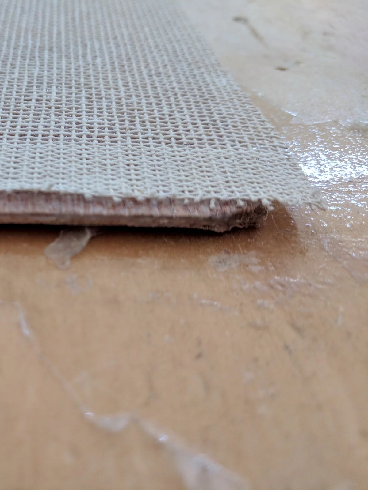 STEP 5 - Make sure the jute and wood are evenly attached