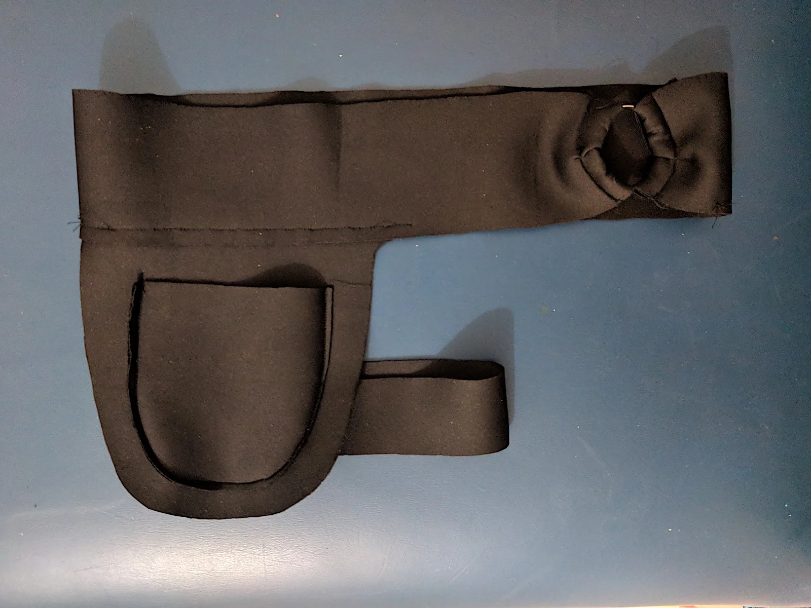 W12_gunholster 1.jpg