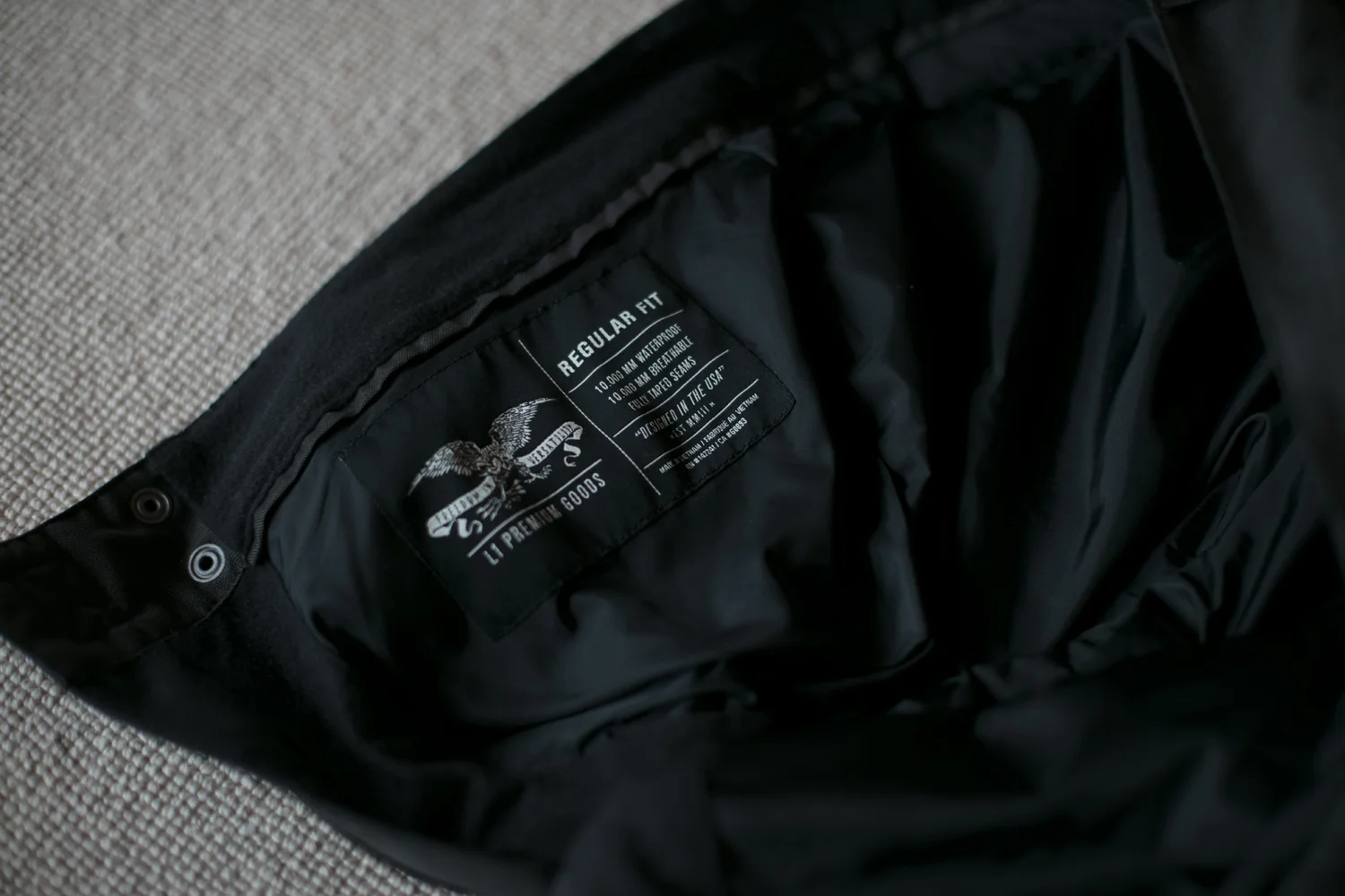 Woven pant label