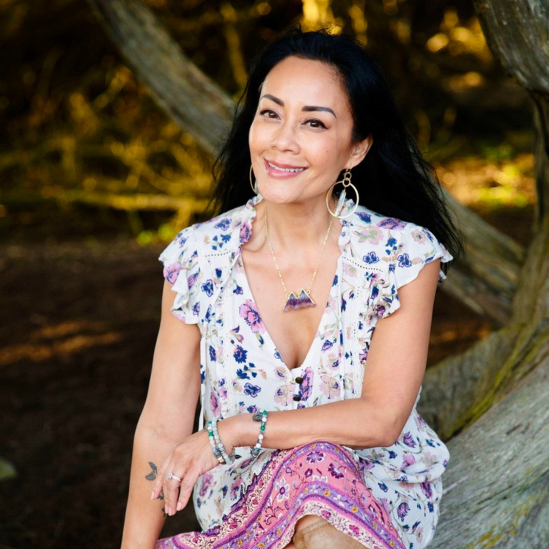 Be Radiant Reiki: Deanna Jaromay-Arrivas on Healing and Reconnection