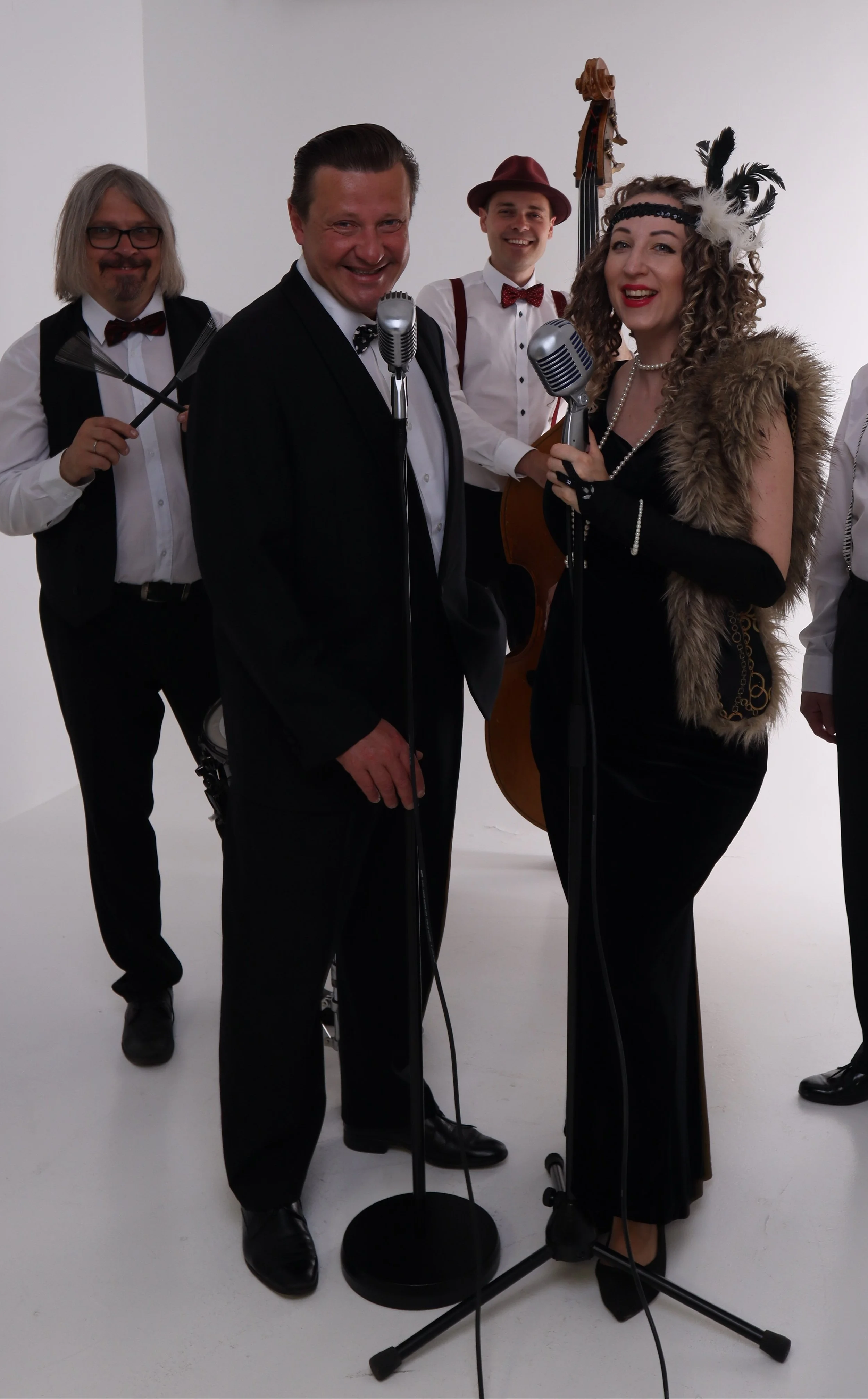 Swinging at Philly Joe’s: Anna Curly Swing Band ft. Margus Jürisson