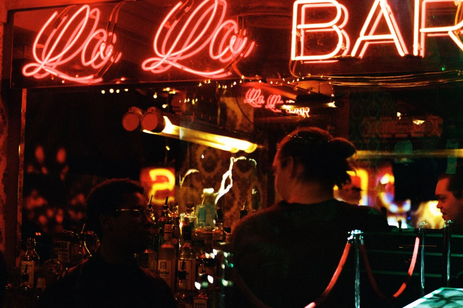 la la bar2.jpg