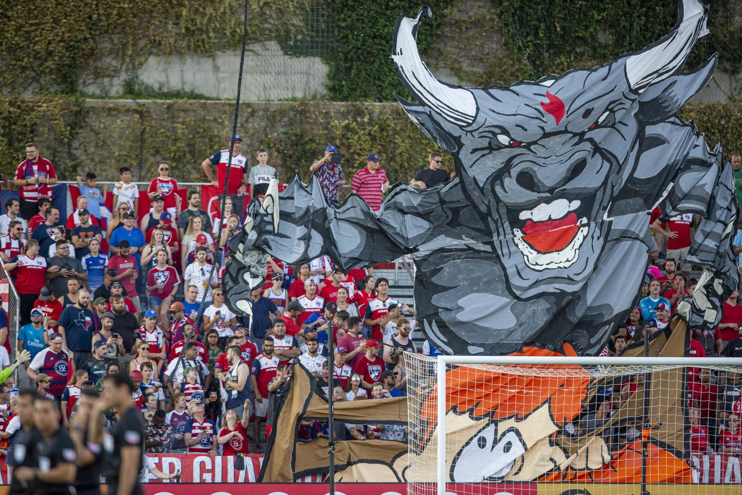 FCD vs Dynamo__8-25__07.jpg