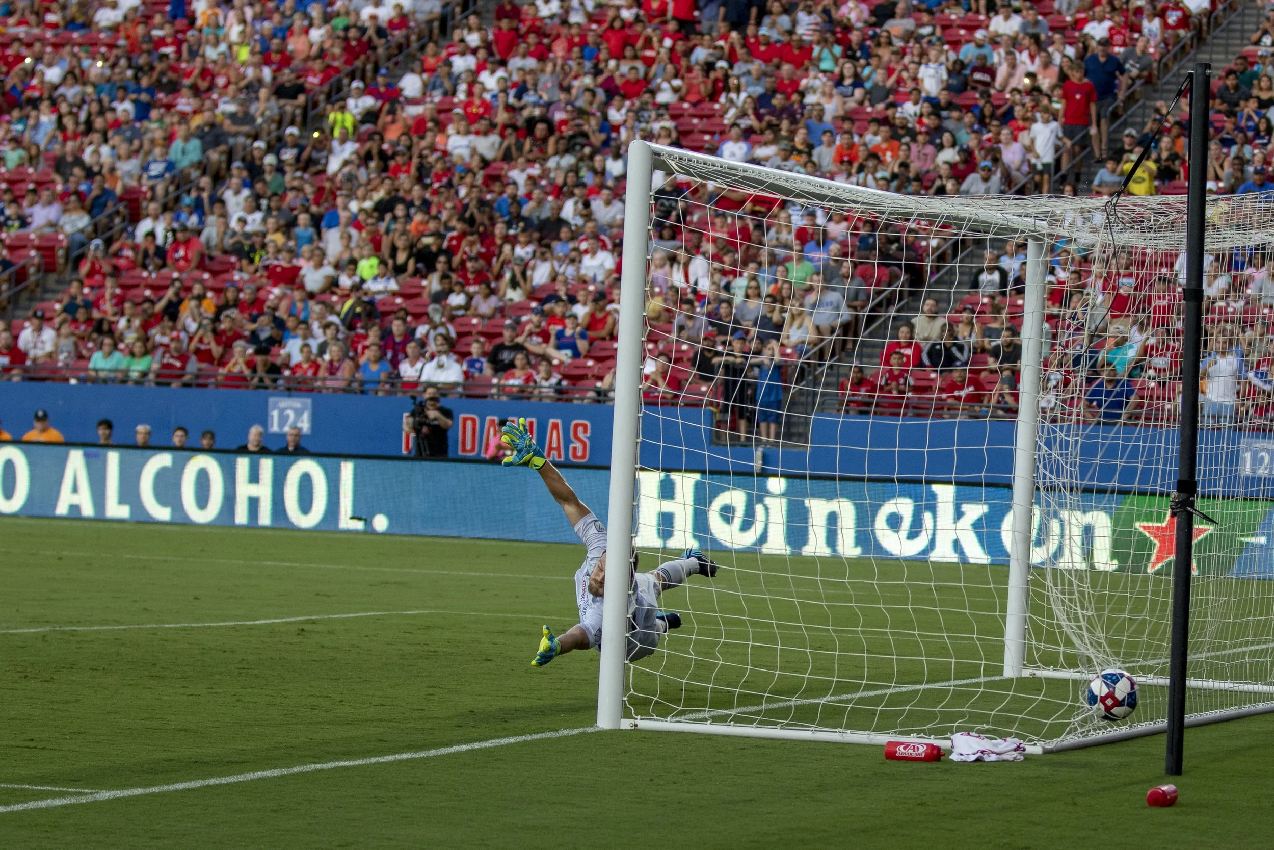FCD vs Dynamo__8-25__13_b.jpg