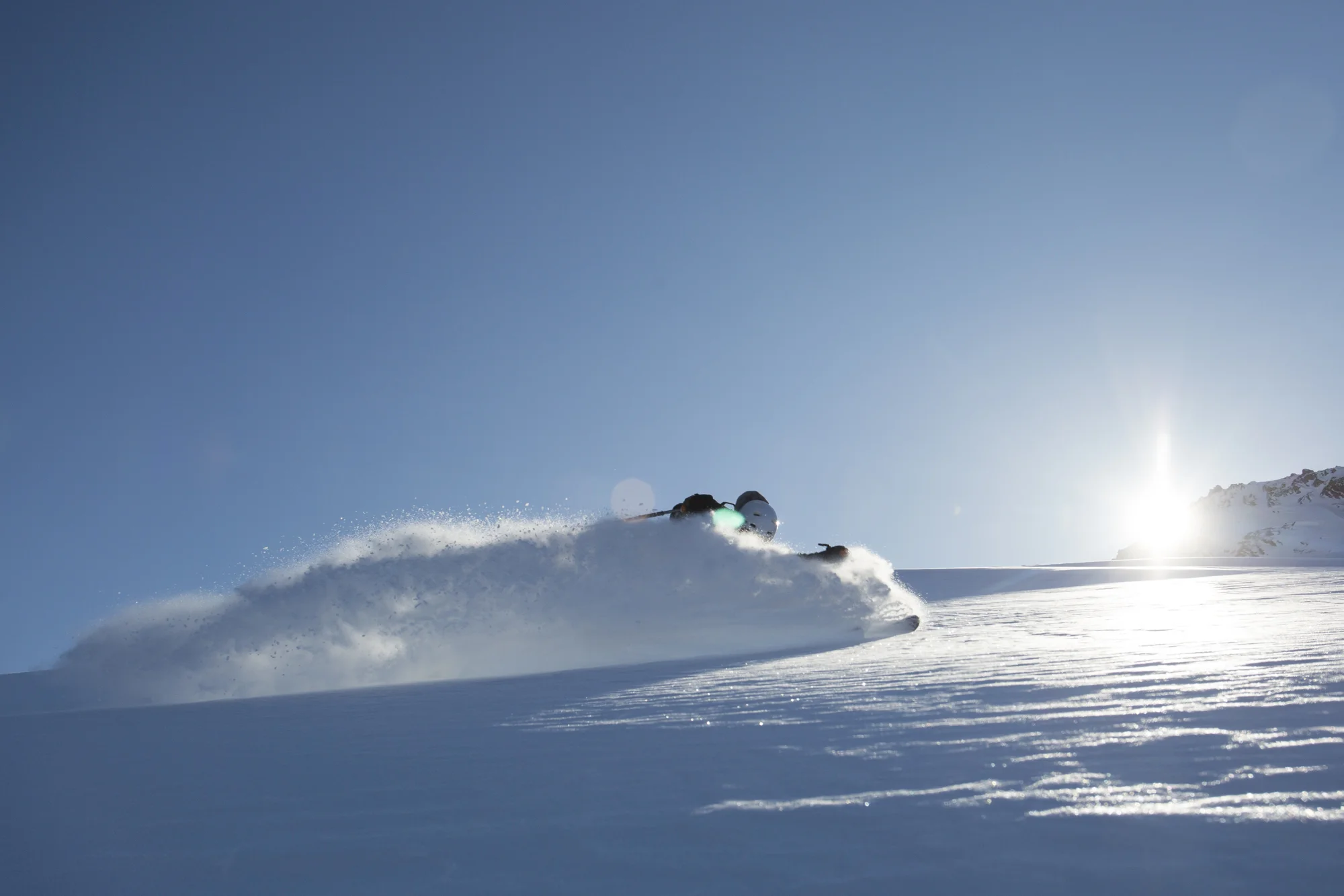 Lofoten with blue-bird skies. Photo: Kian Bourke-Steer