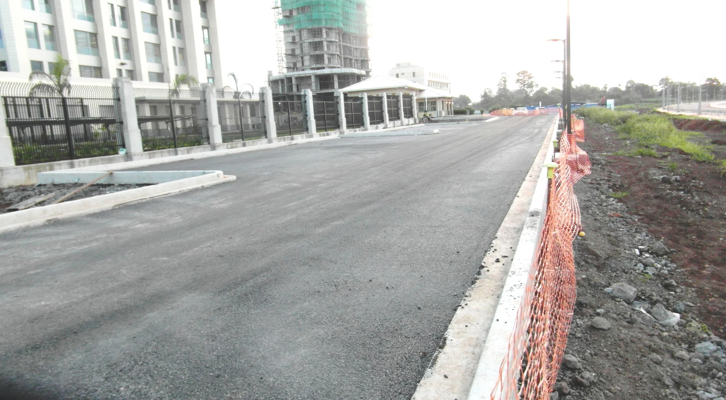 Noble Malabo dos road.JPG