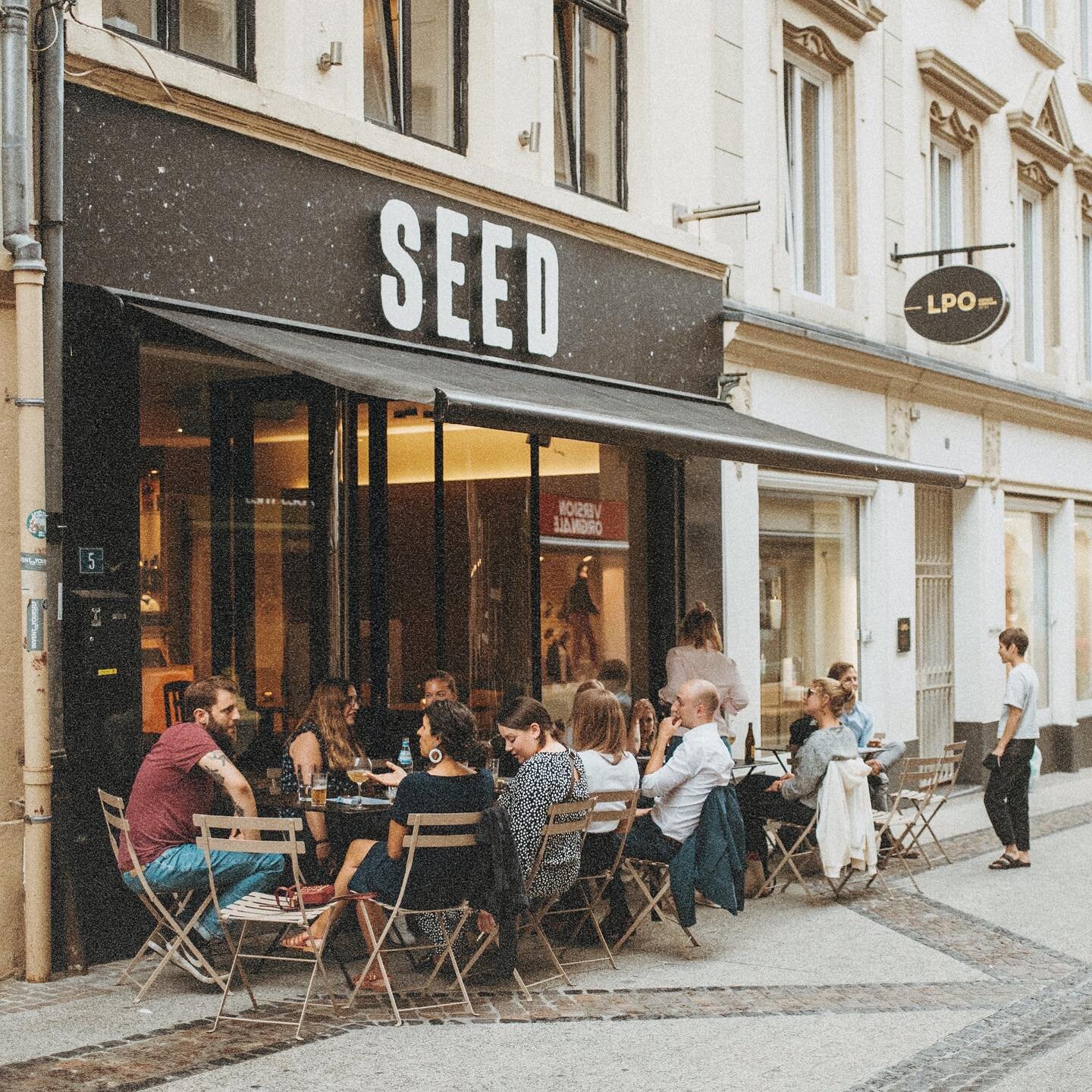 The reveal... Thanks for your guesswork guys, it was fun to read your creative name ideas! Now please welcome @seed.luxembourgcity! Your new tearoom, coffeeshop, snacking spot, juice &amp; cocktail bar on 5, Rue Chimay! Open from today on! 🥳🥳🥳
