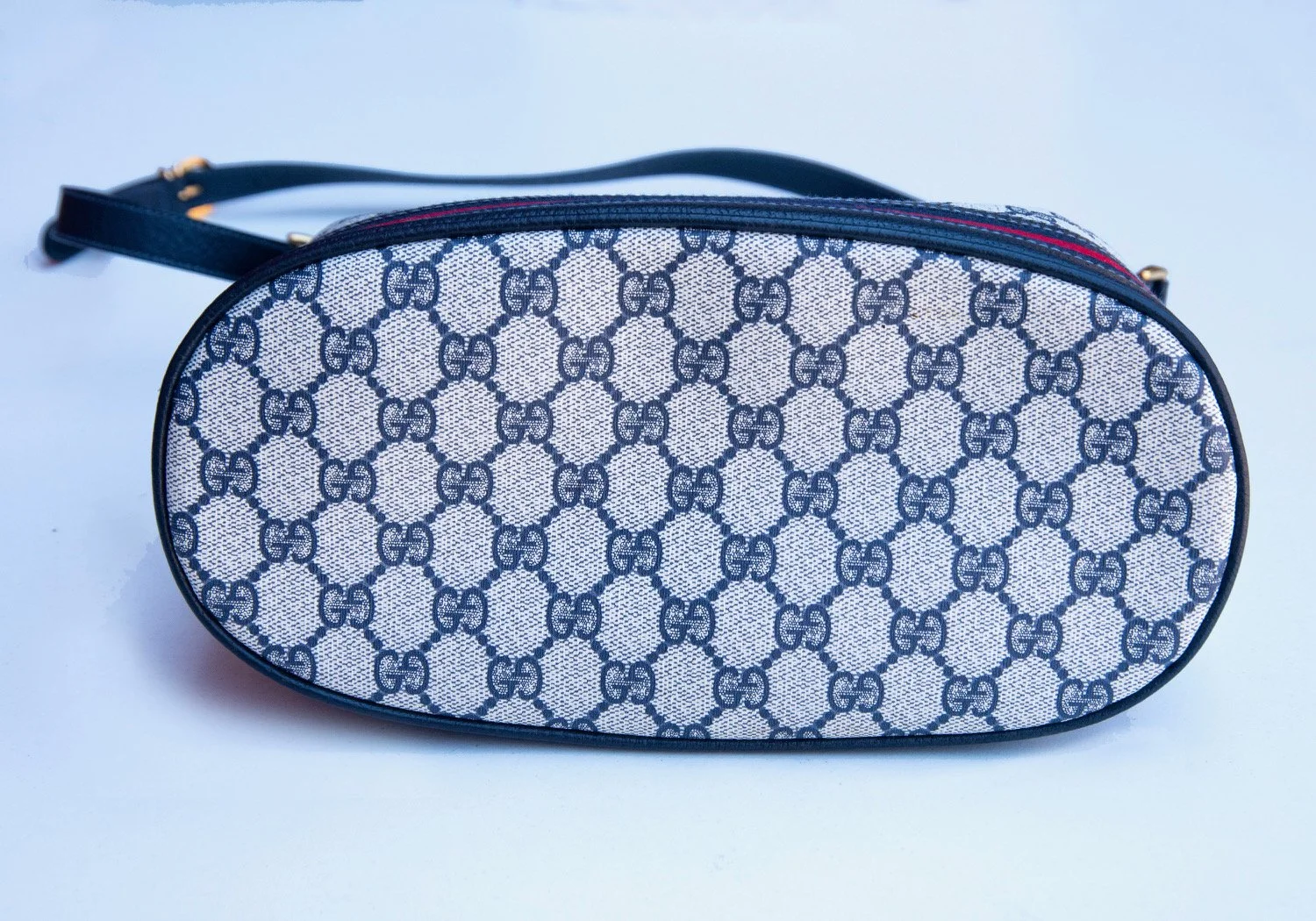 Gucci2b.jpg