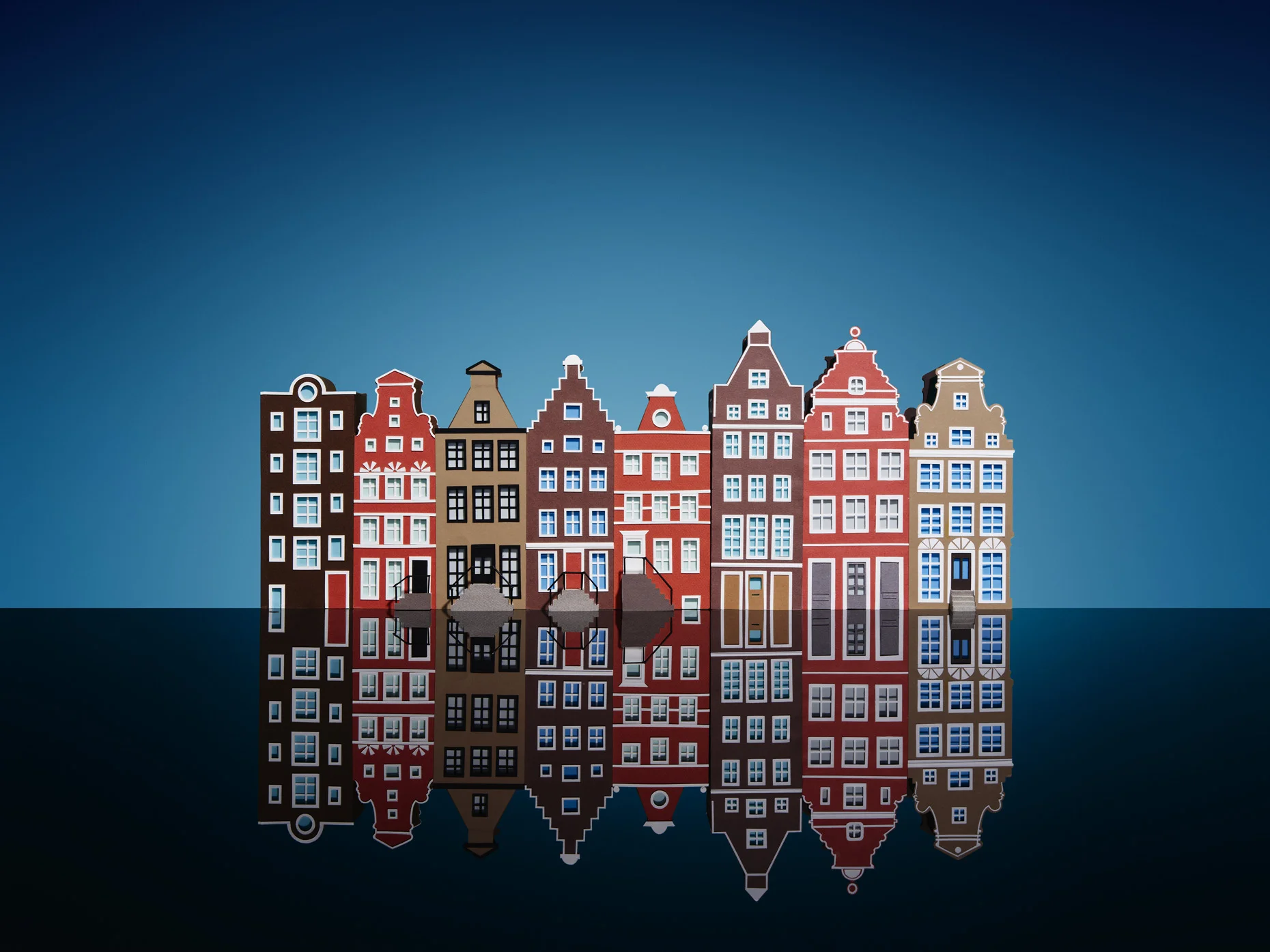 hattie_newman_canon_amsterdam.jpg