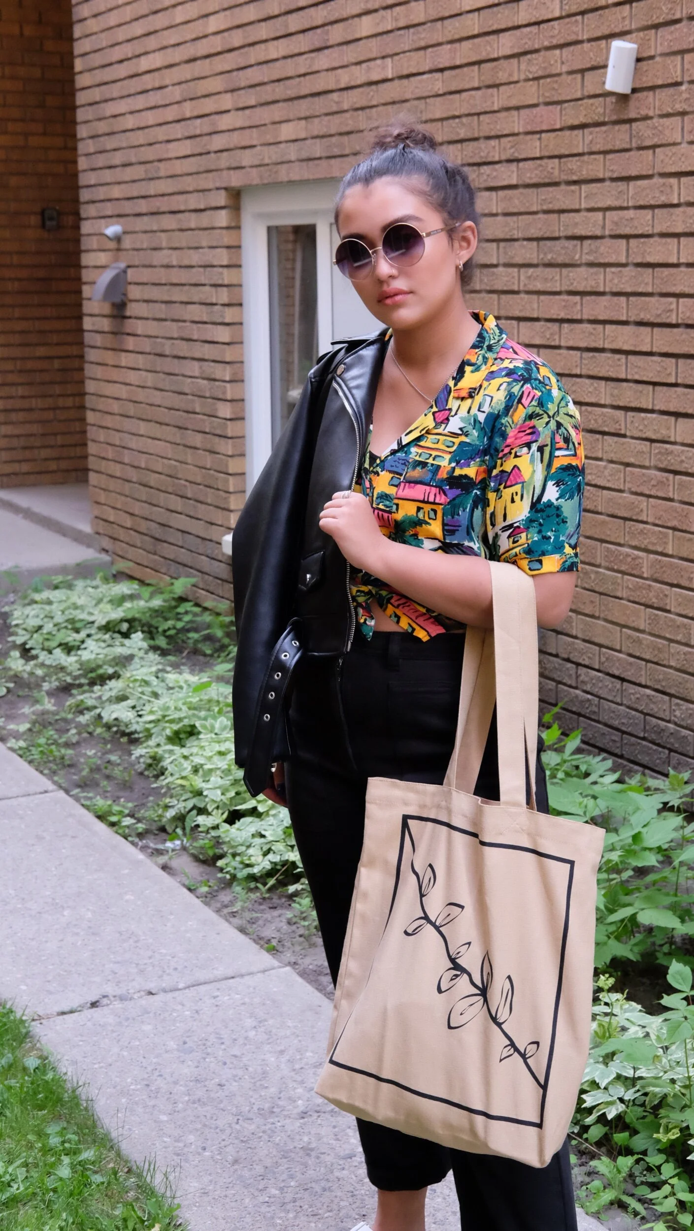 B0AB64AD-E484-425C-A636-2E283AF13D25