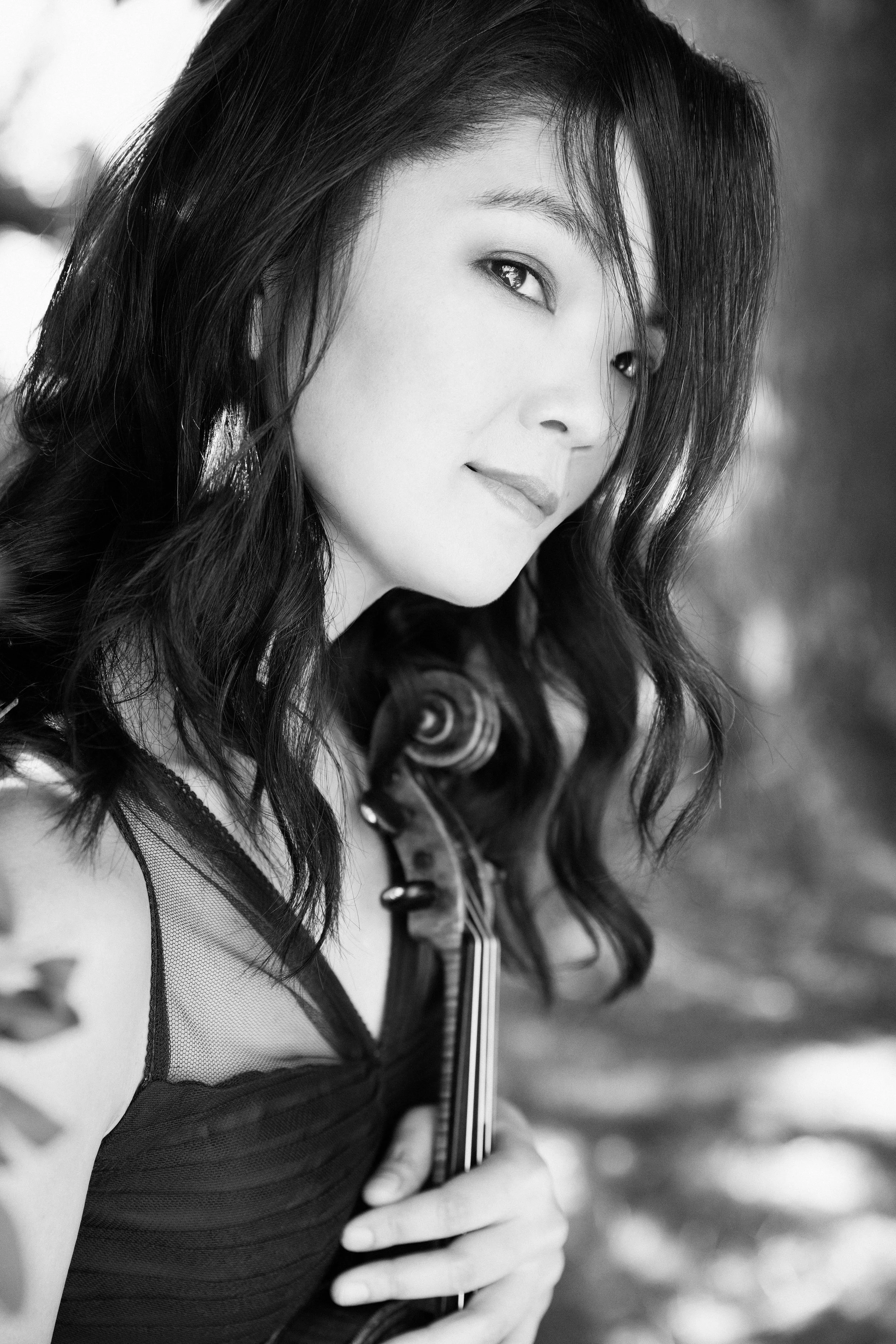1a GRAYSCALE Credit Lisa-Marie Mazzucco.jpg