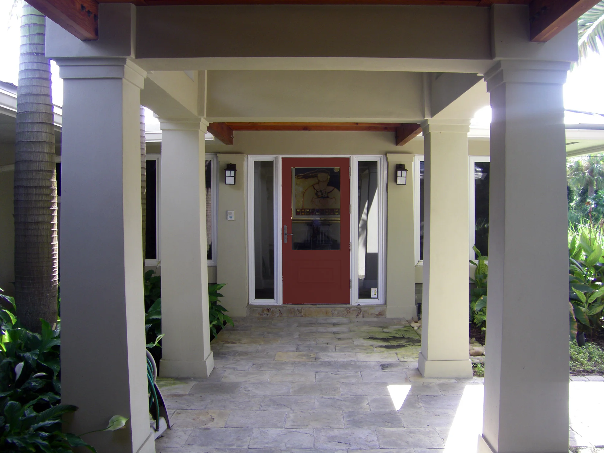 IMGP5705_red door.jpg
