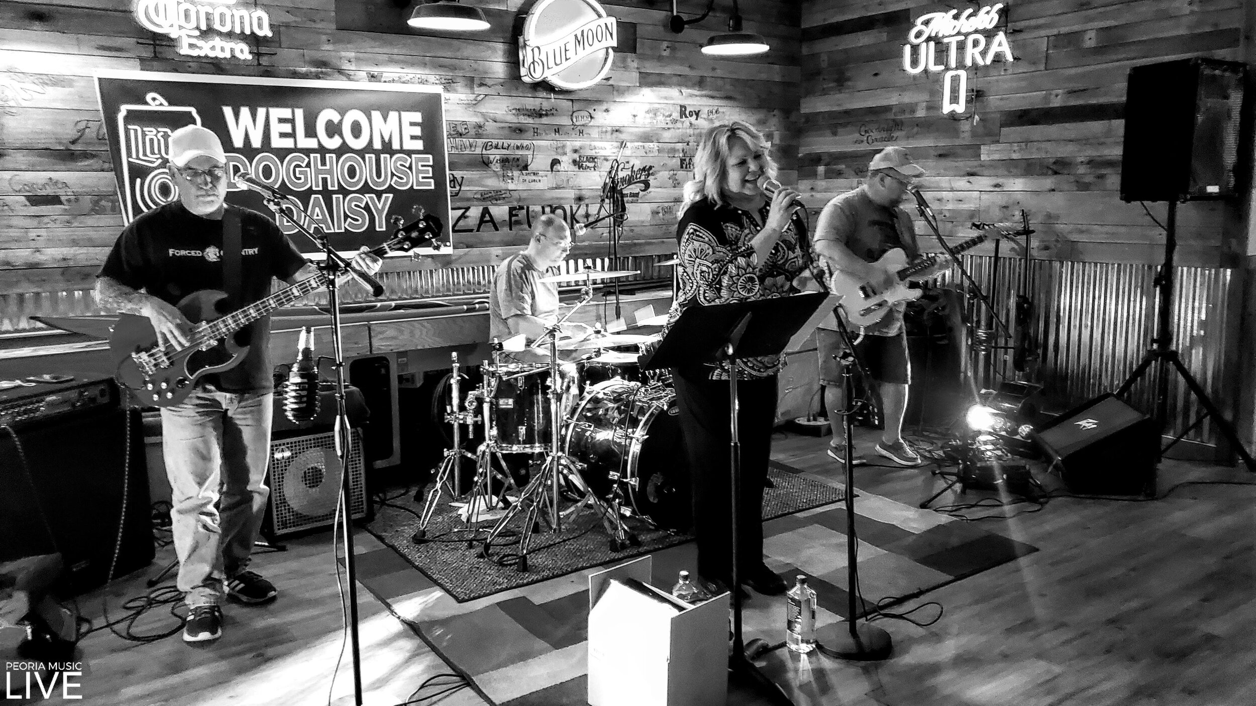 Doghouse Daisy at Hungry Moose 4/30/2021