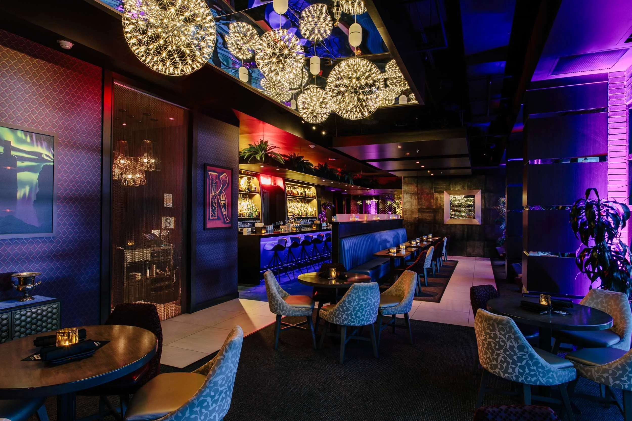 Main area towards bar large.jpg