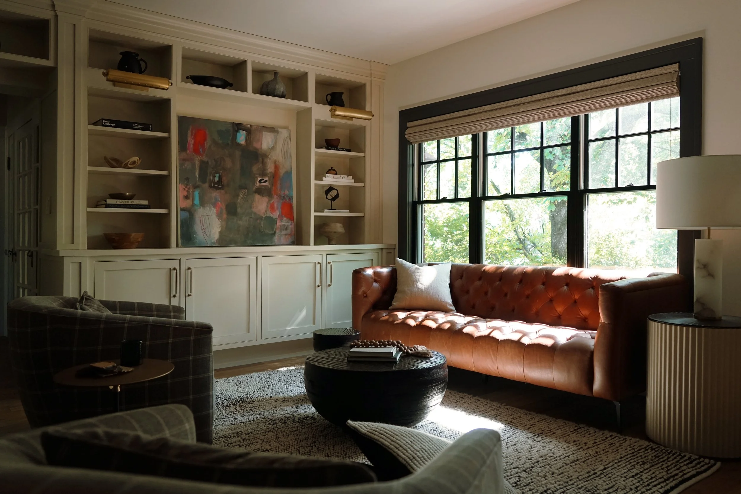 deluke-familyroom-angle3.jpg