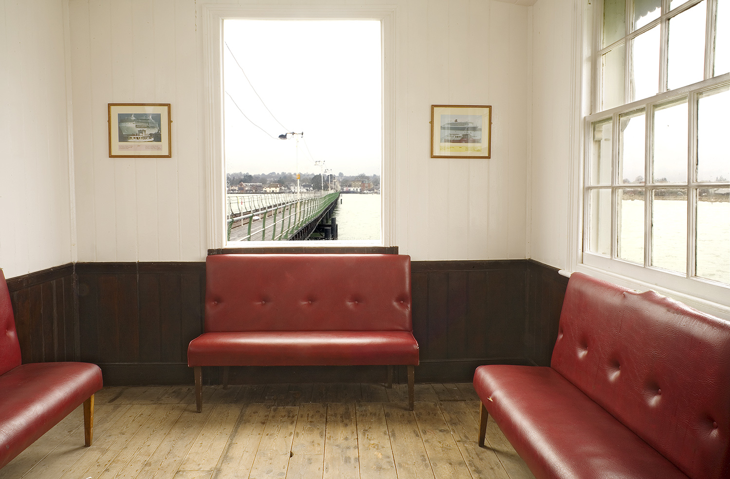 Hythe waiting rm21500.jpg