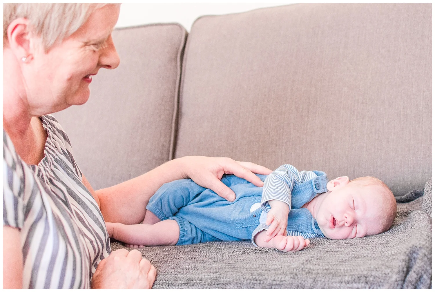 Liz_Toms_Photography_Lifestyle_Photographer_Rhos_on_Sea_Colwyn_Bay_Llandudno_Newborn