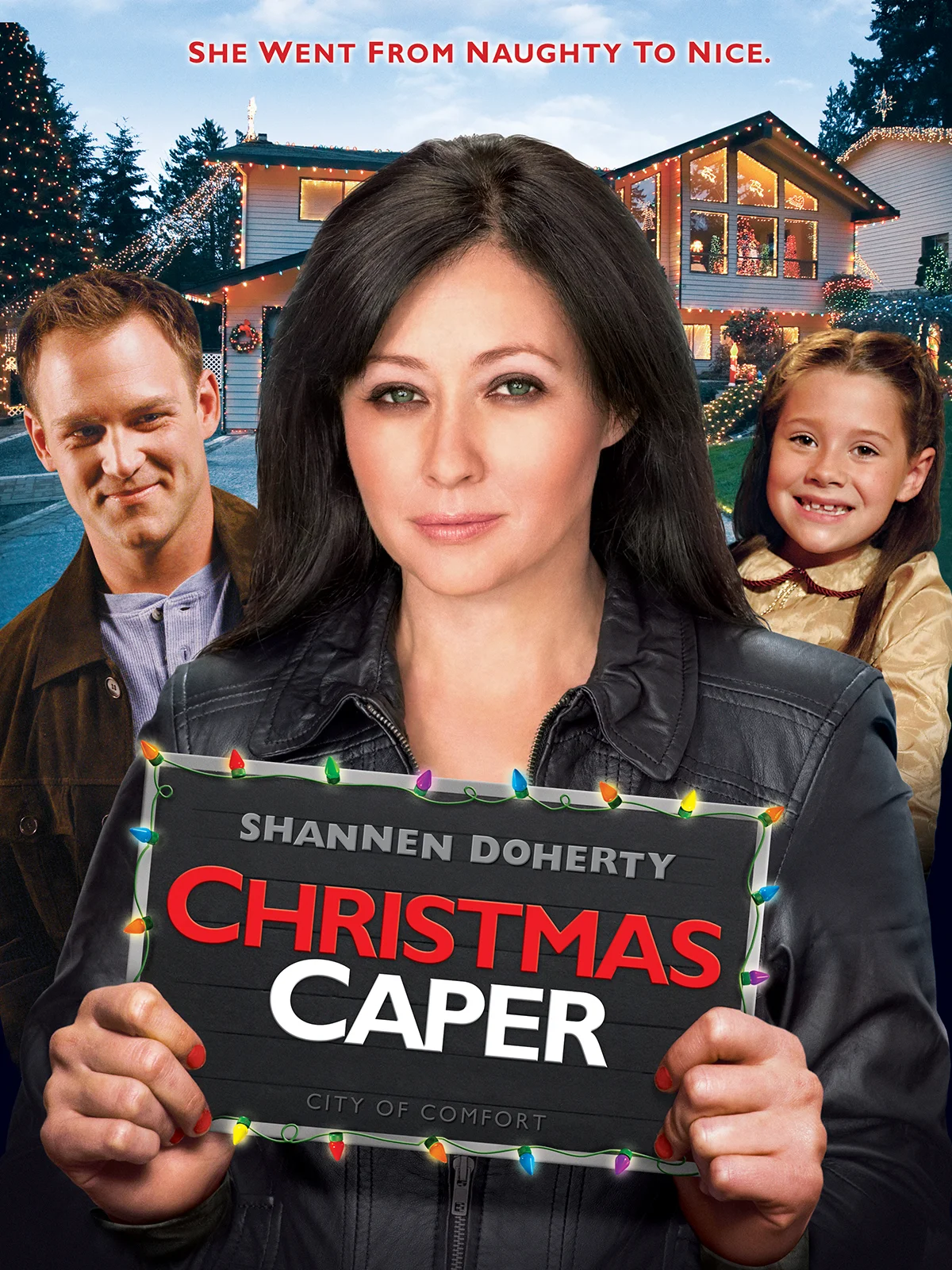 Here-ChristmasCaper-Full-Image-en-US.jpg