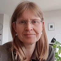 Trudy Grienauer headshot