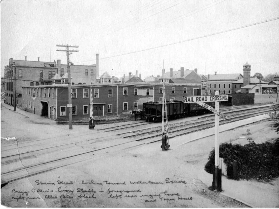 1912-22 - Railroad Crossing at modern day Spring Street