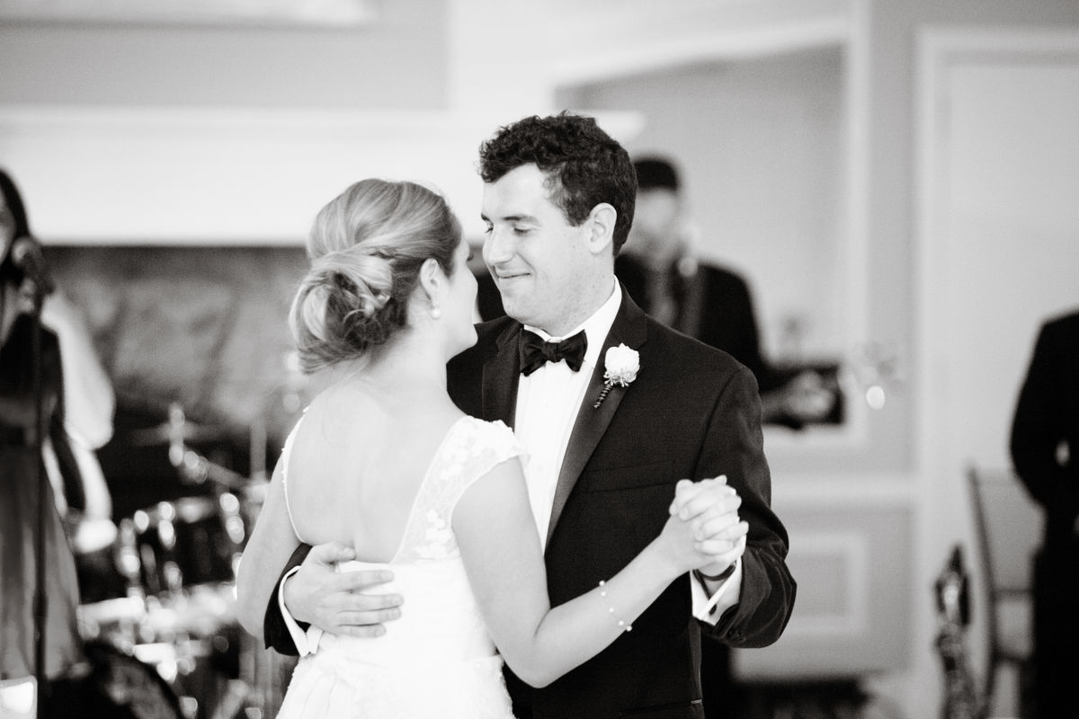 janaeshieldsphotography_sanfrancisco_menlocircusclubwedding_077.jpg