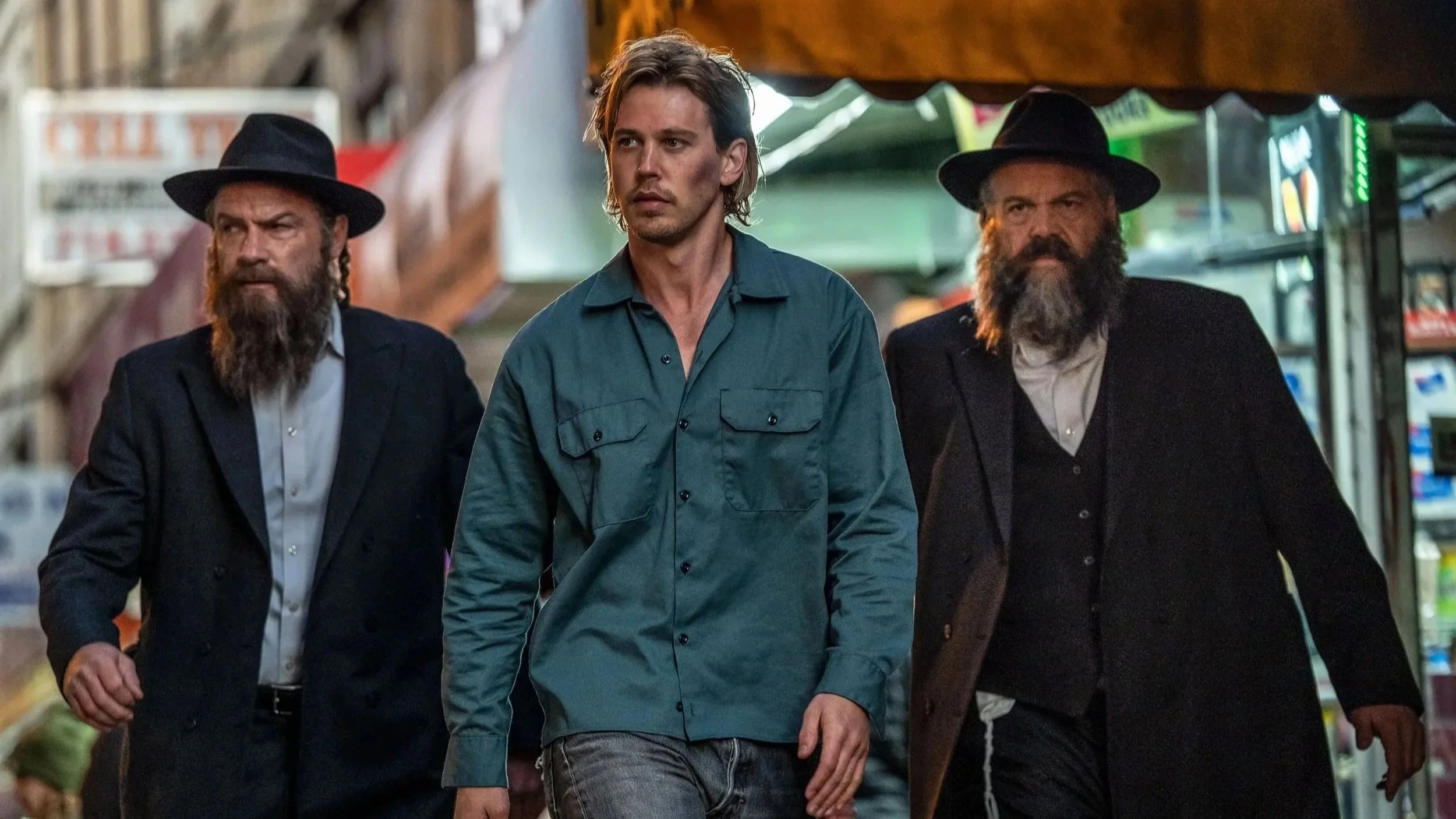 Review: Caught Stealing (2025)