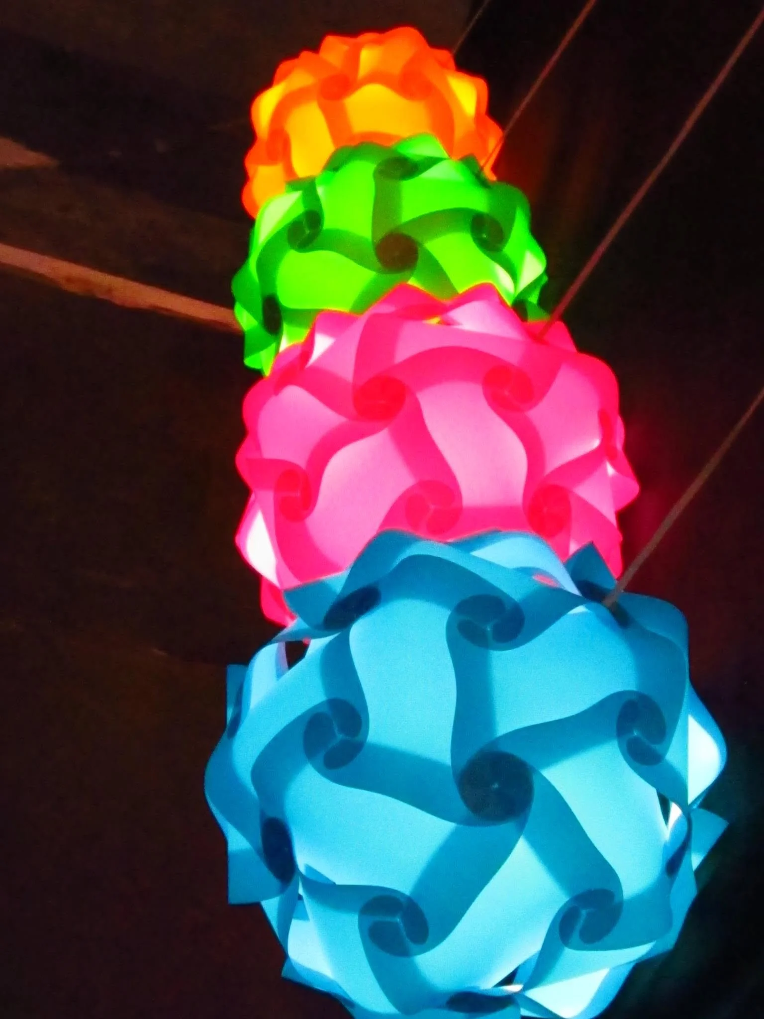 Happy Pappys Glowing Balls