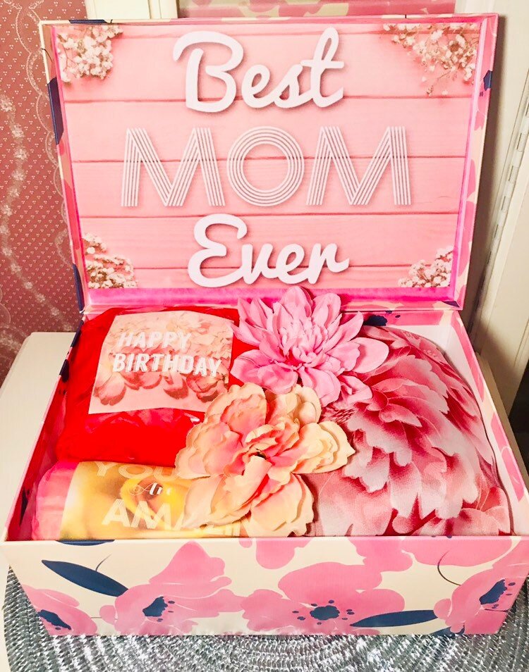 Ultimate New Mom Gift Basket DIY  Mom gift basket, New mom gift
