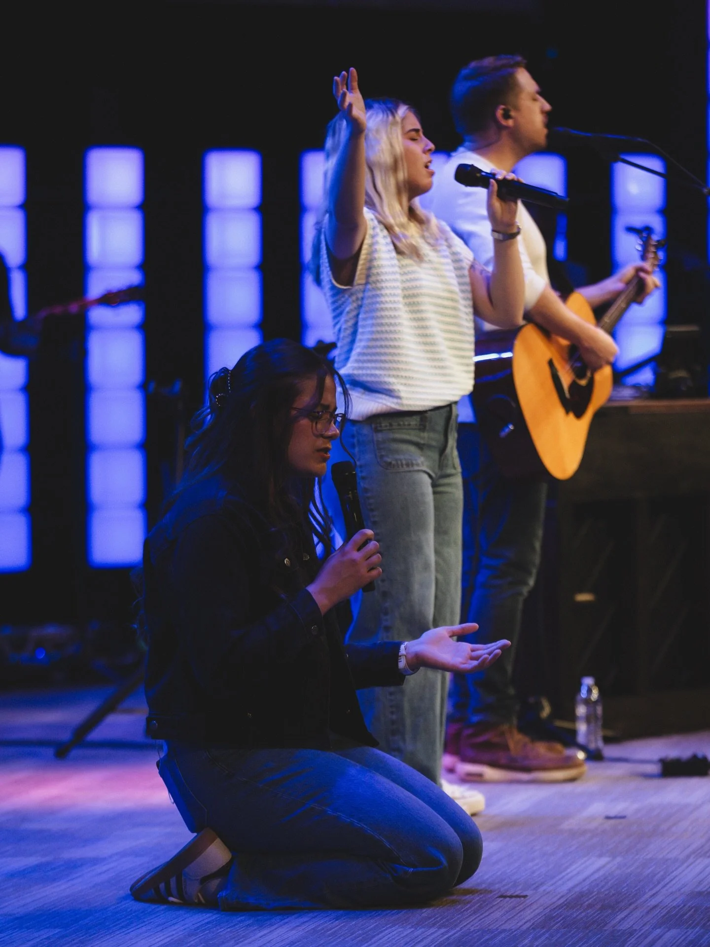 We are unified by the Holy Spirit and this morning we poured our praise out at His feet. The Lord met us with His Spirit that washed over and renewed us. Our faith was also stirred from hearing the testimonies of what God did on our Mexico Missions T