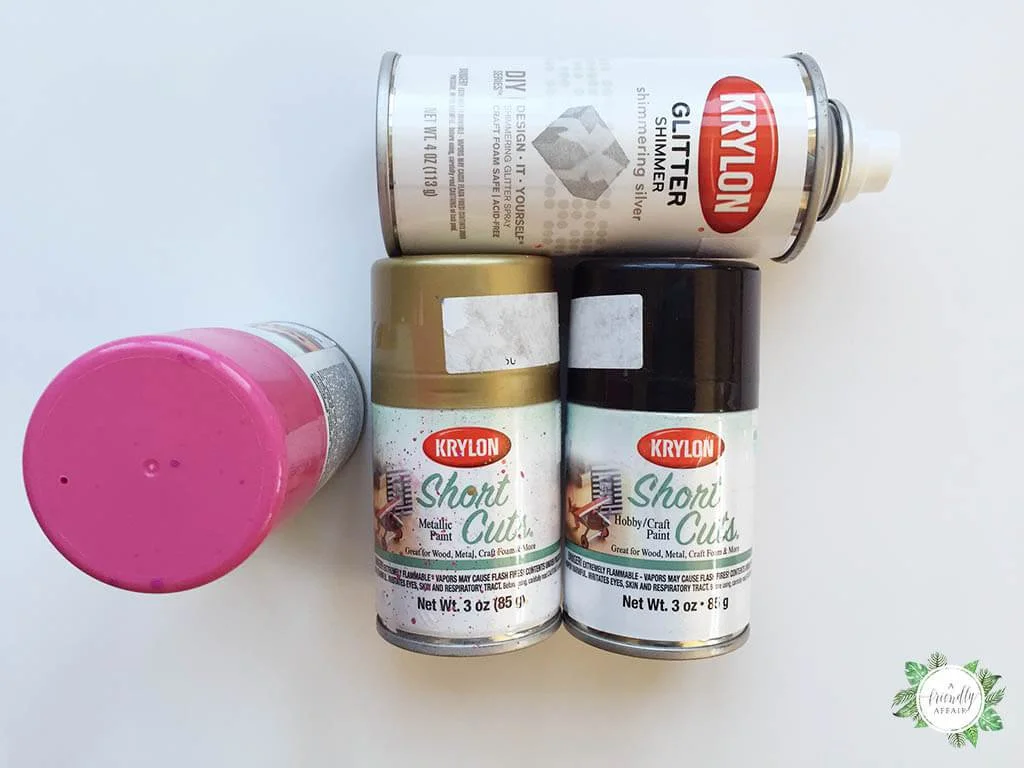 luxe-noodle-necklace-DIY-kids-craft-spray-paint.jpg