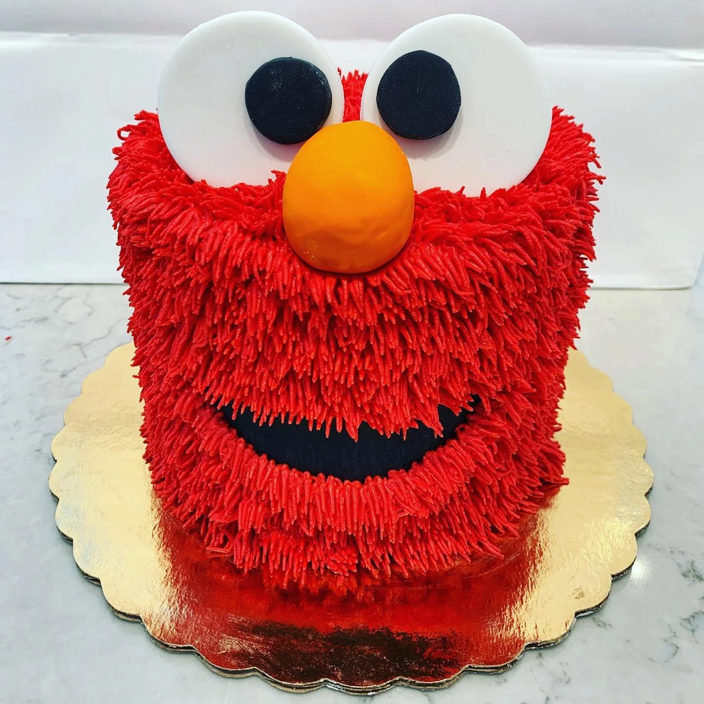 Elmo Cake.jpg