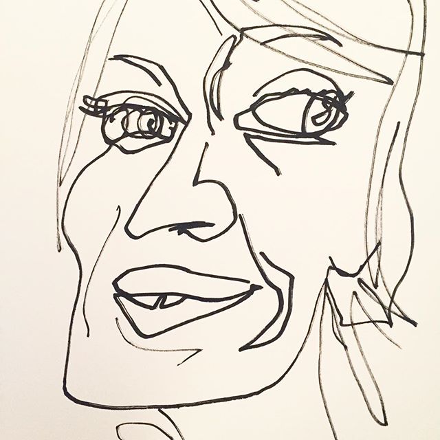 ‘Terry’s in for a reyt treat tonight’
.
.
.
.
.
#dontlookbutt #terry #treat #tonight #slowcooker #masterpiece #goodtelly #yankeecandle #lushbathbomb #relaxationstation #naughtybutnice #allthingsright #feelingmyself #illustration #ukart #penonpaper #portrait #silly #daft #daftpunk #terryschocolateorange #surprise #ootd #ootdfashion #selfie #tuesdaymotivation
